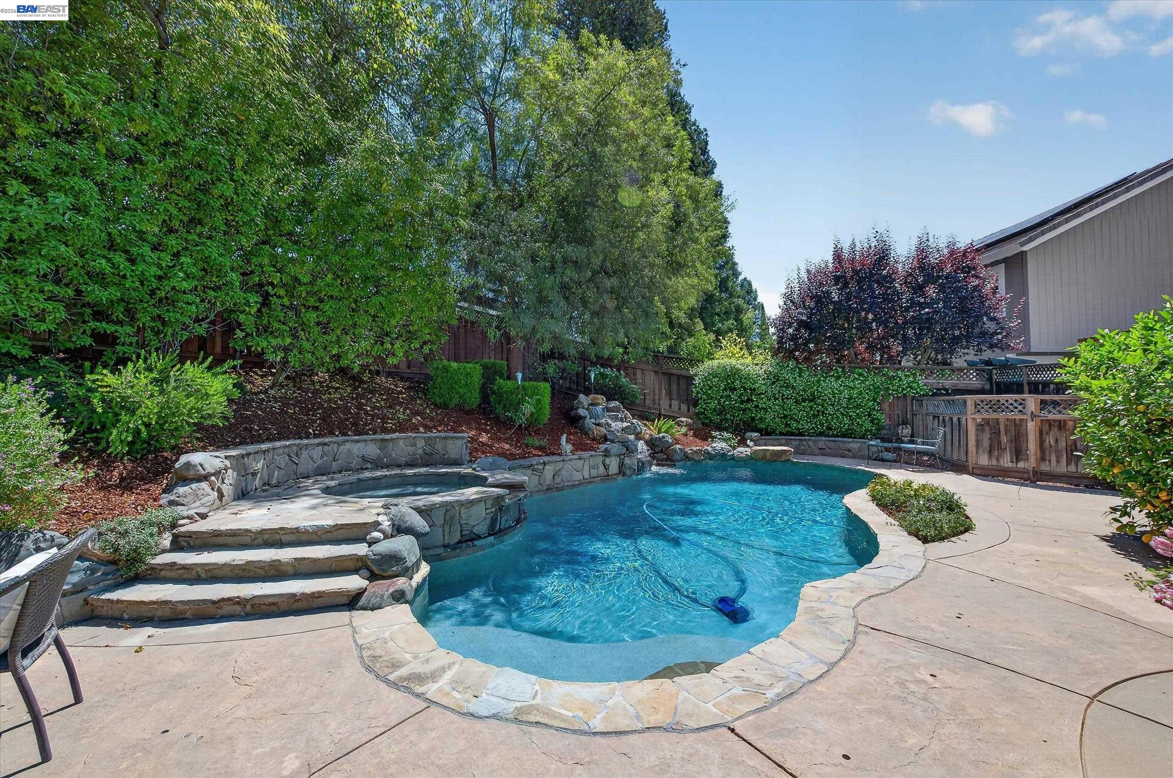 646 Windmill Ln