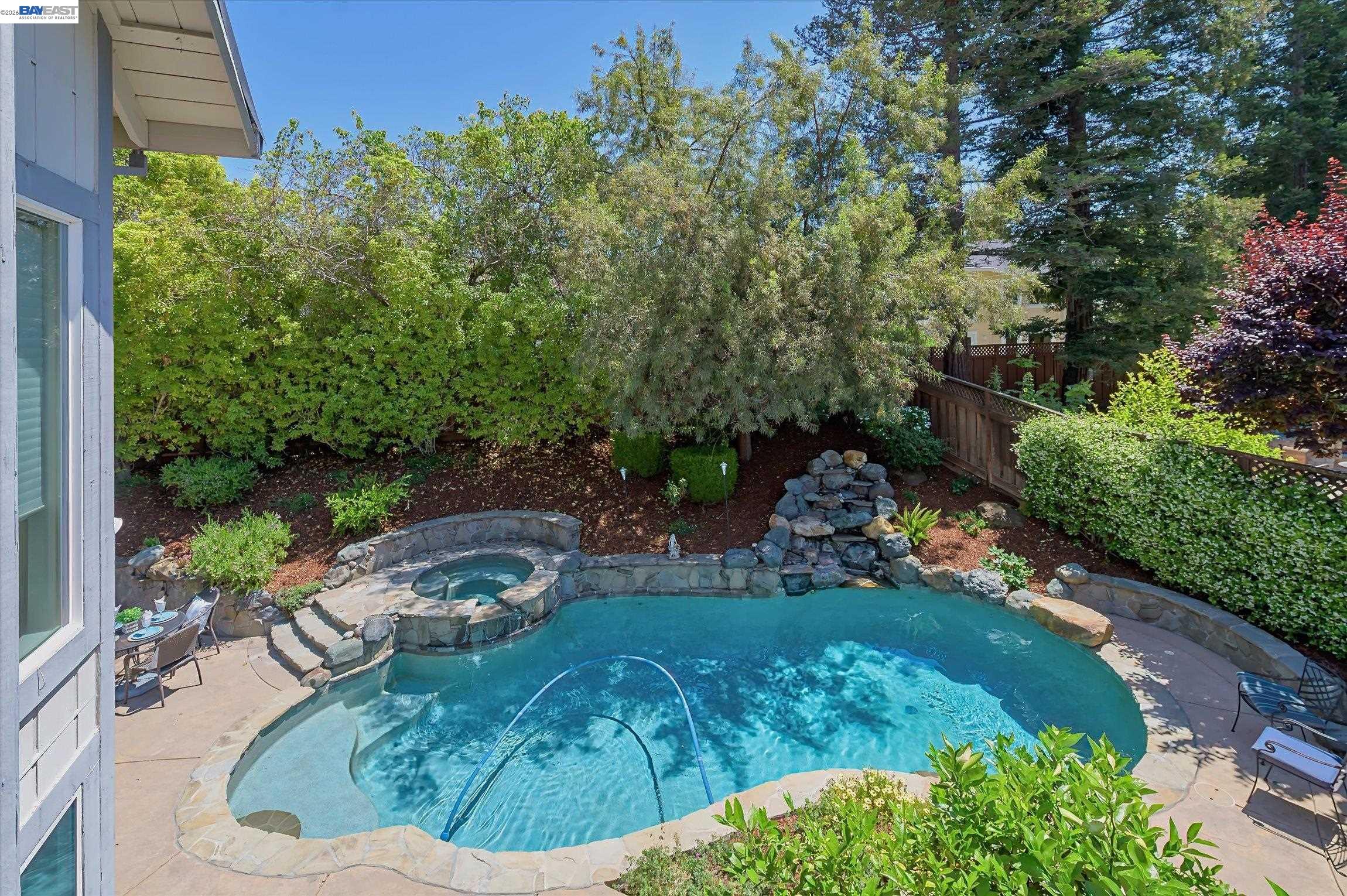 646 Windmill Ln