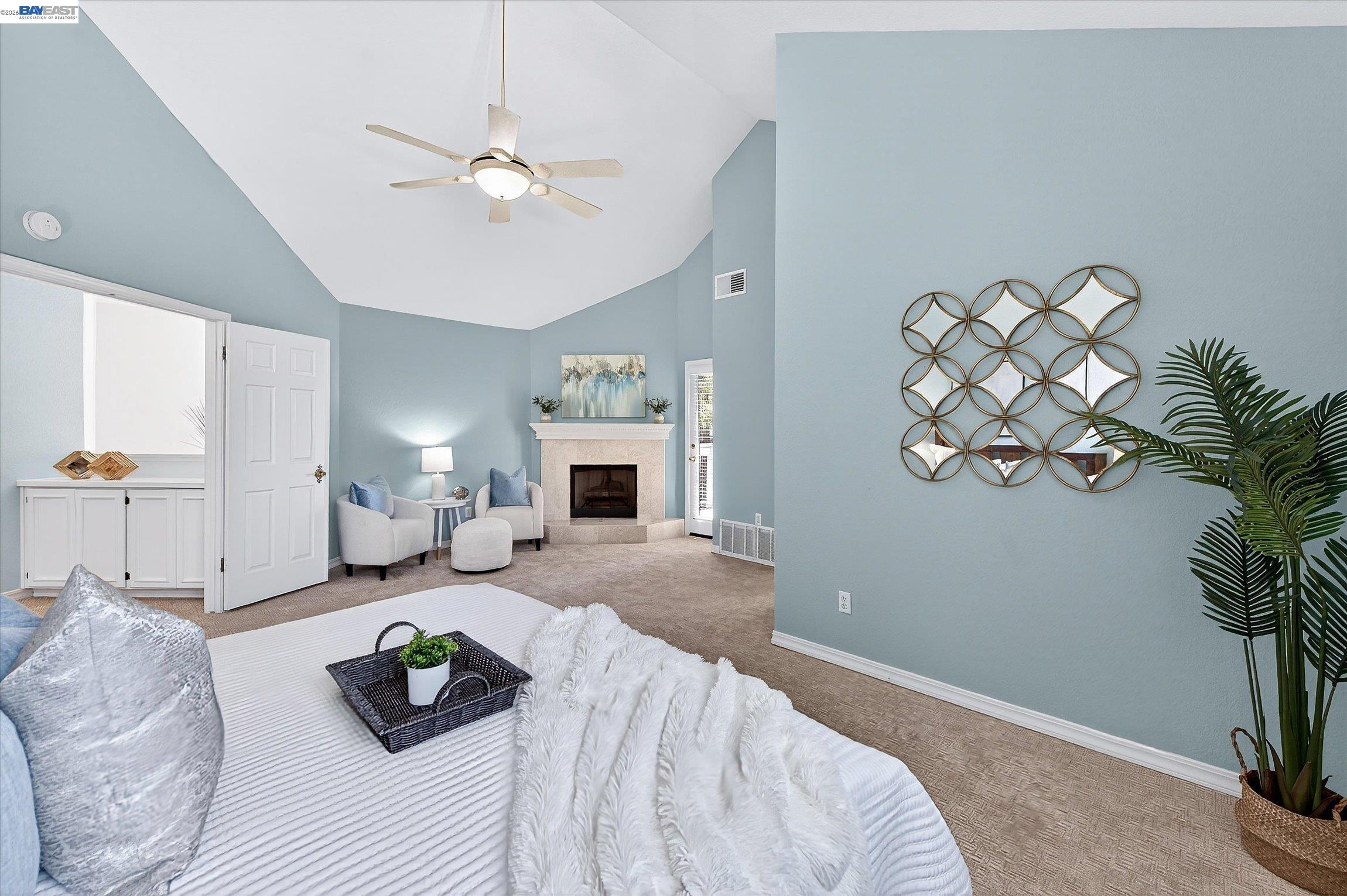 646 Windmill Ln
