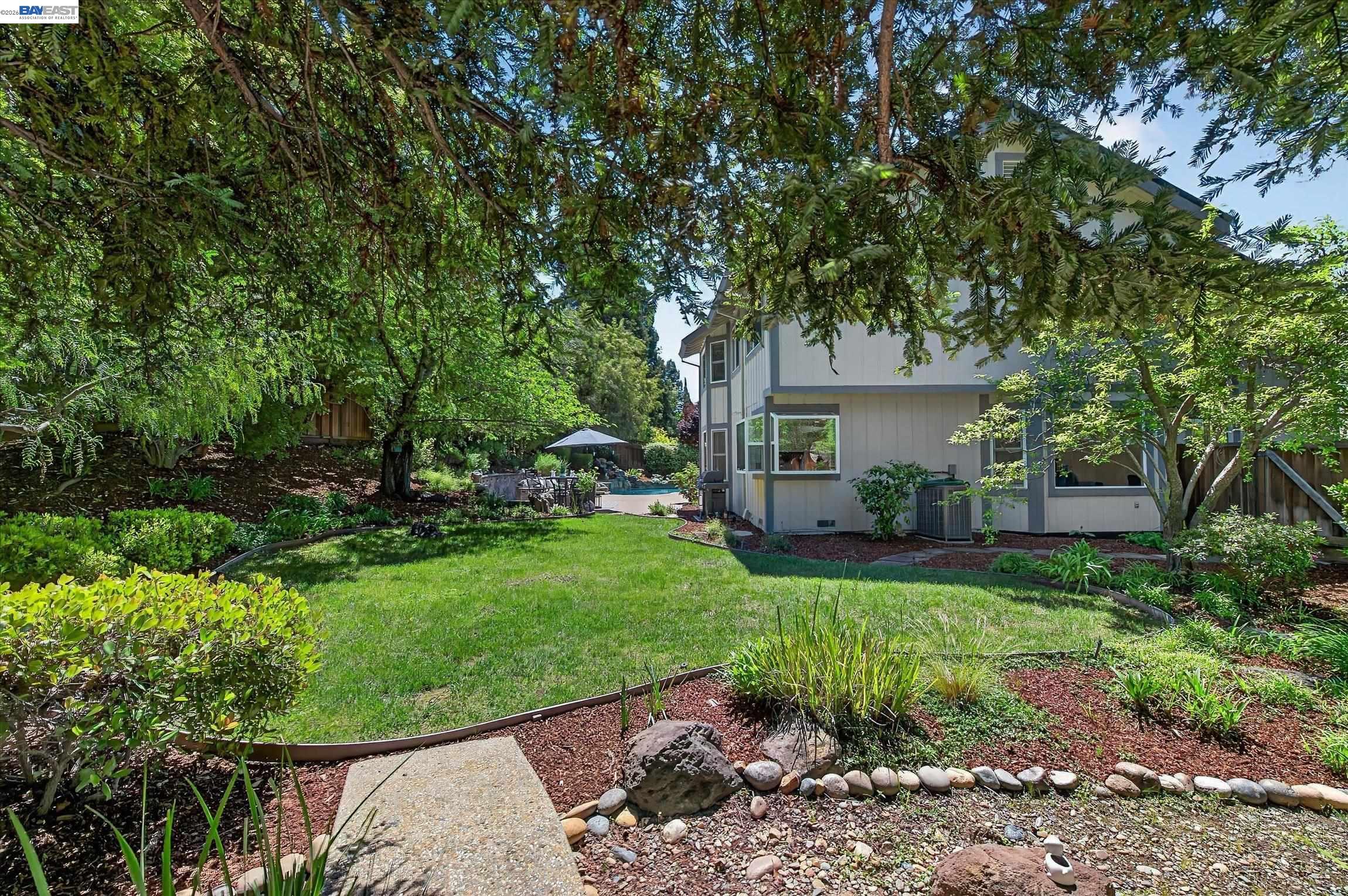 646 Windmill Ln