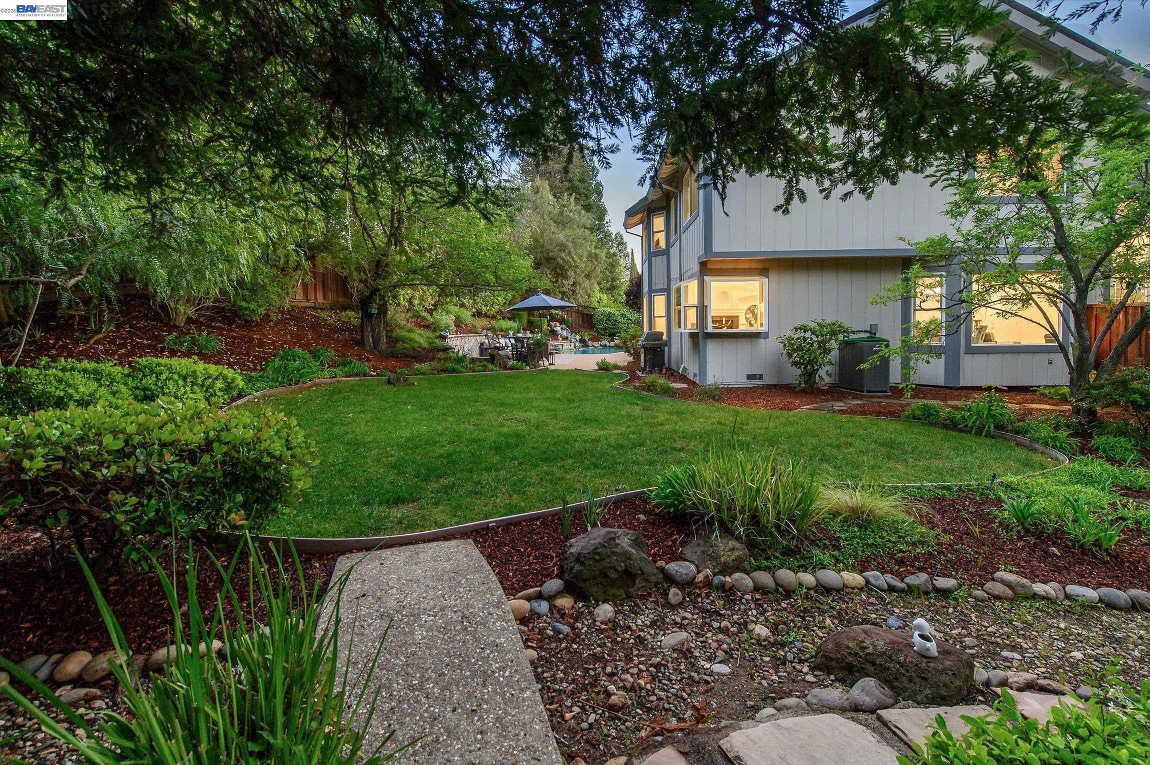 646 Windmill Ln