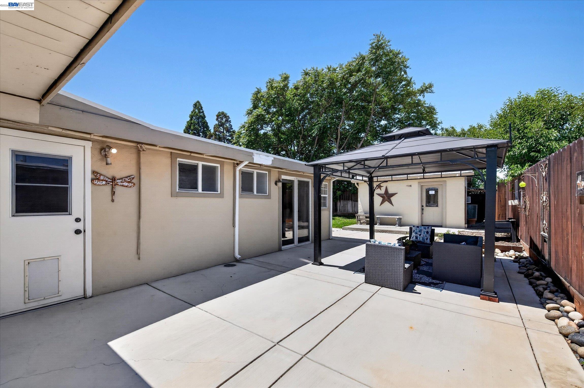 471 Bernal Ave