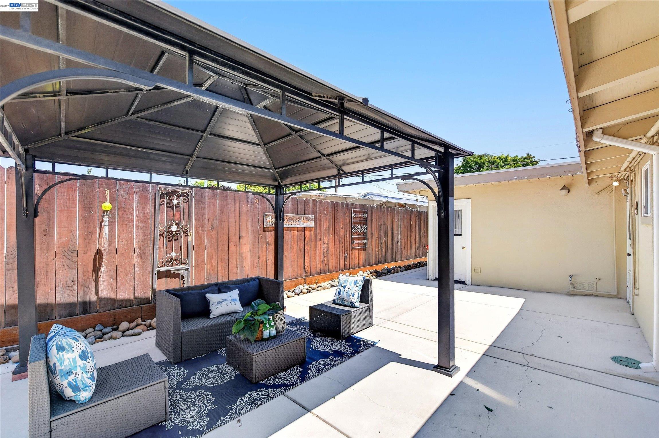 471 Bernal Ave