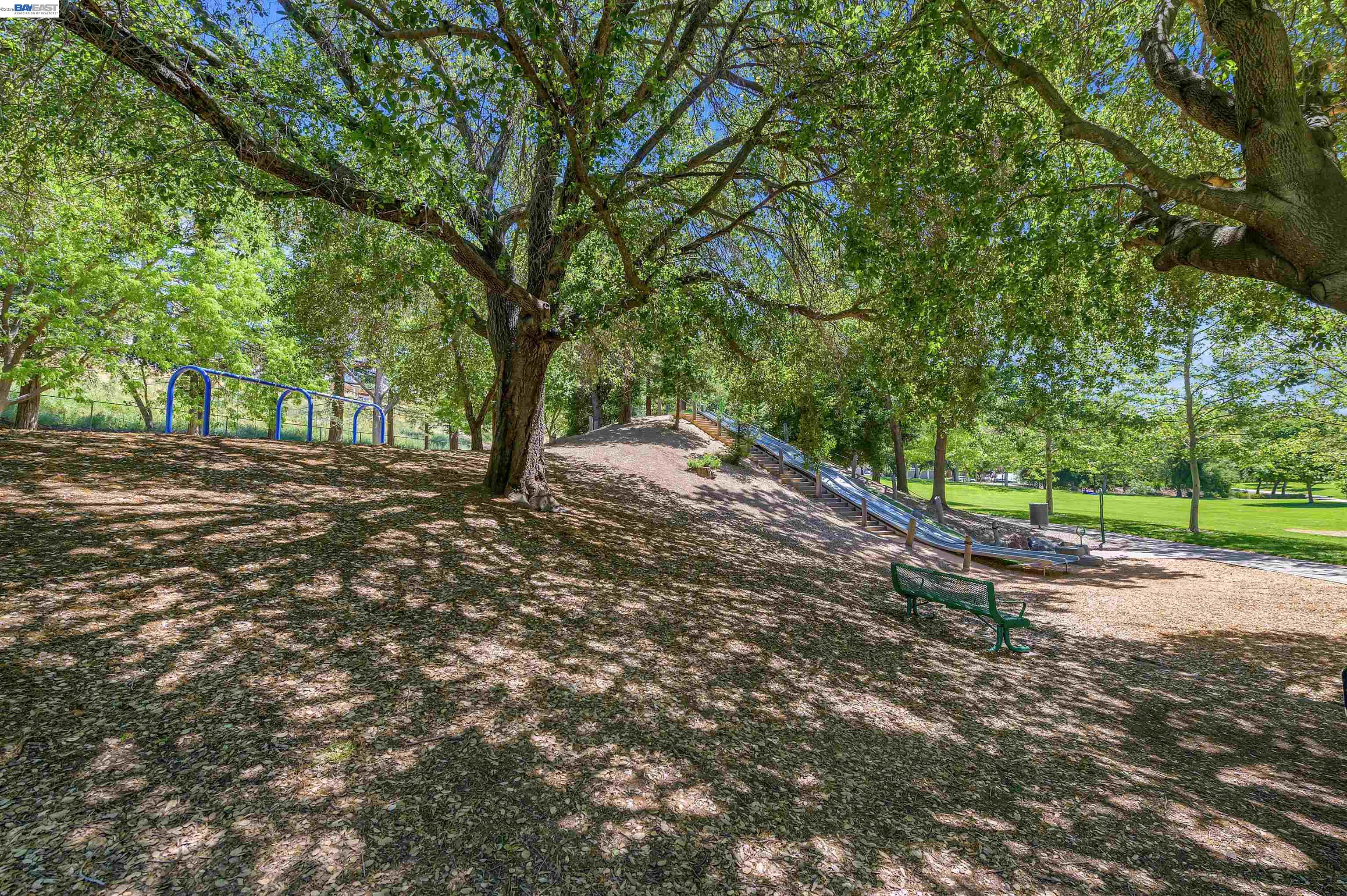 132 Mission Dr