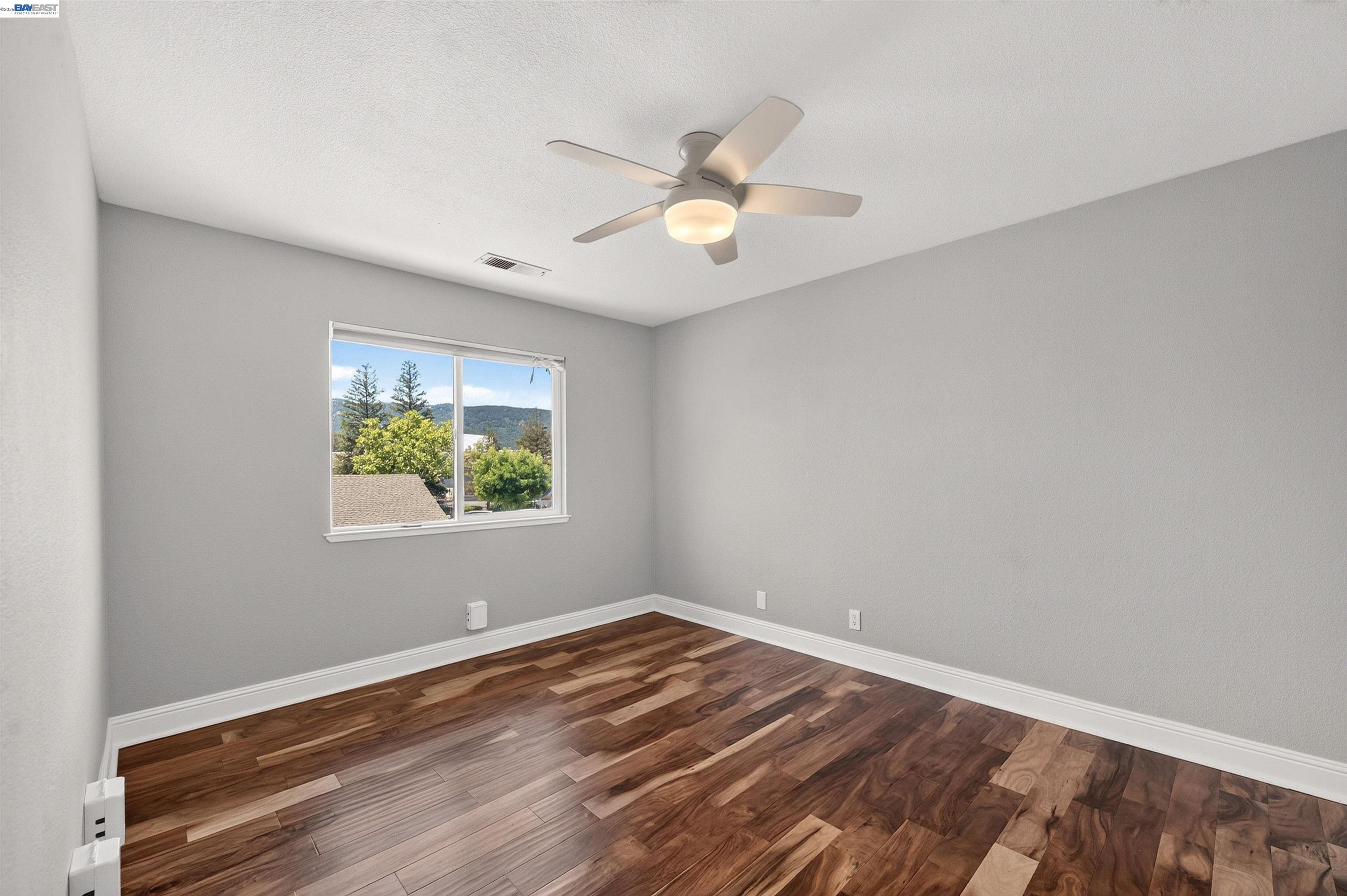 132 Mission Dr
