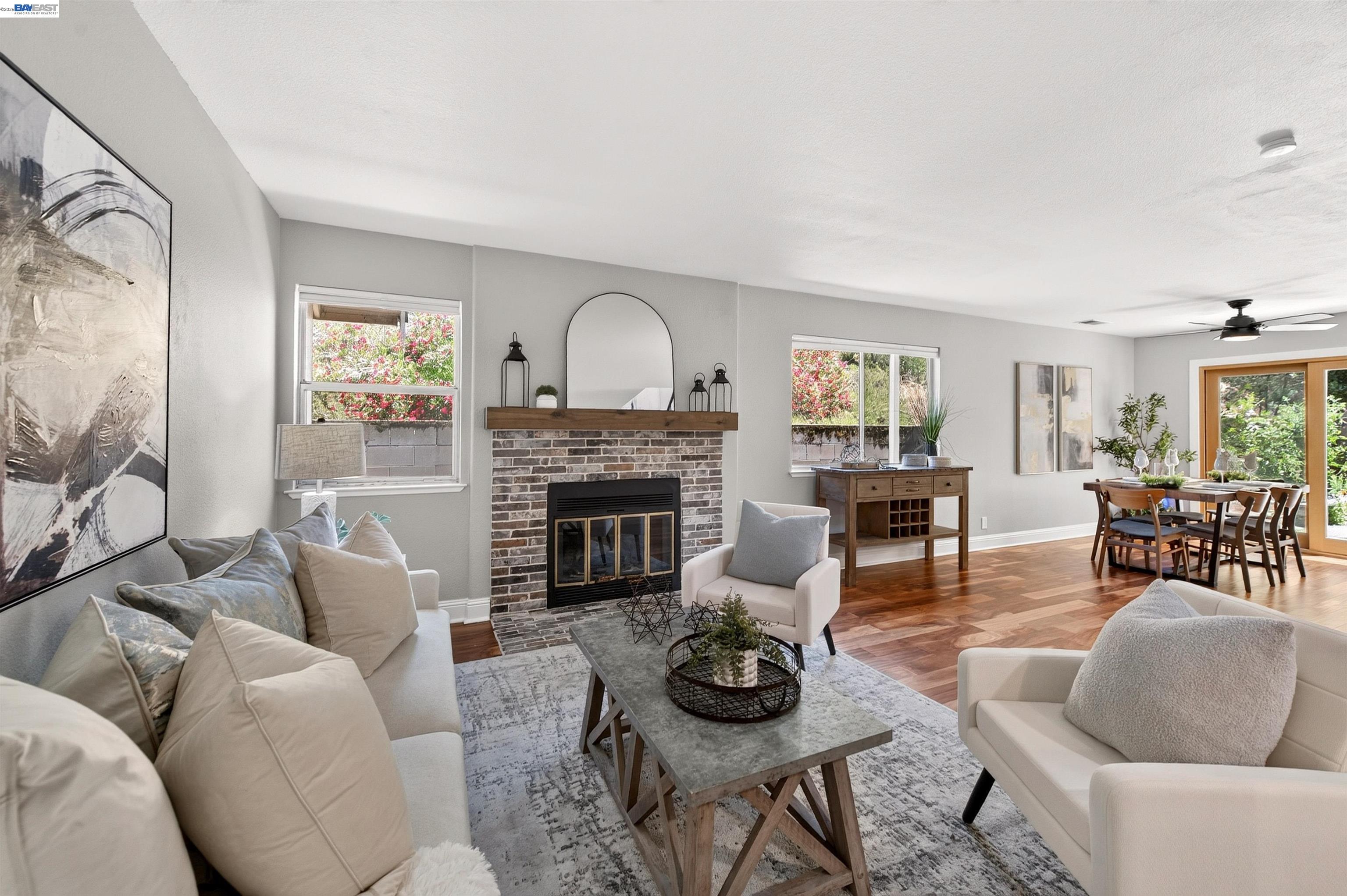 132 Mission Dr