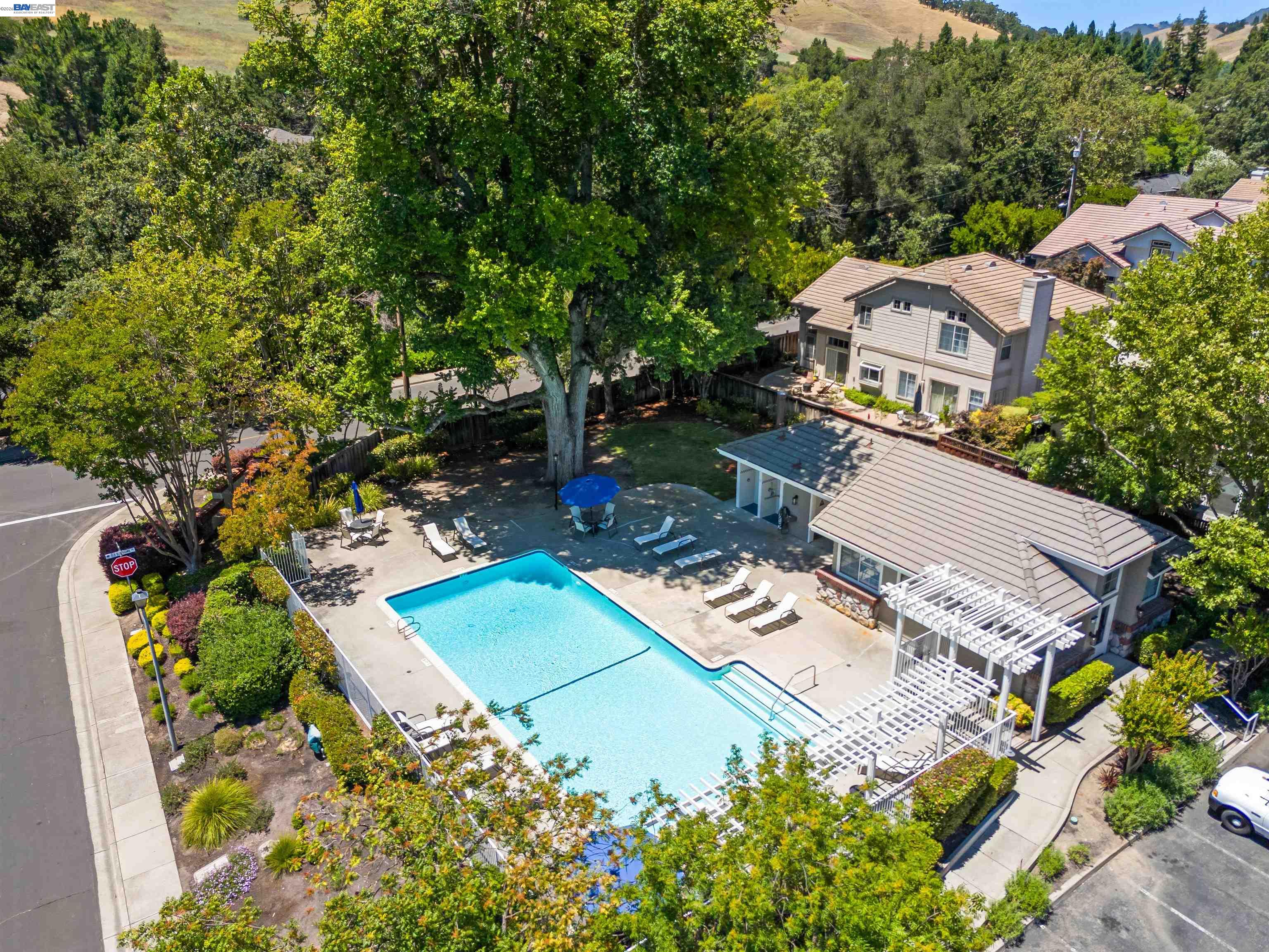 1024 Belleterre Dr