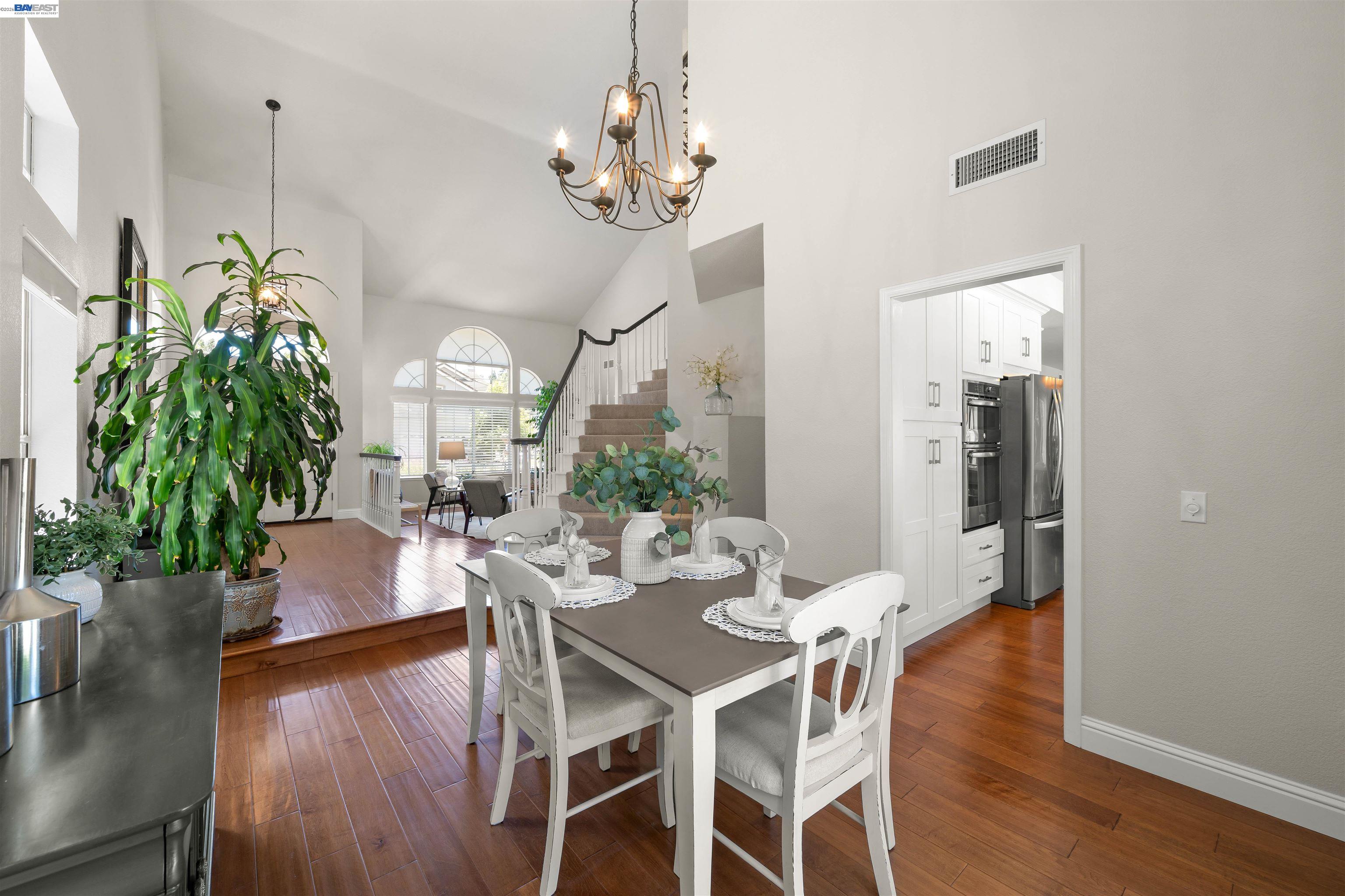 1024 Belleterre Dr