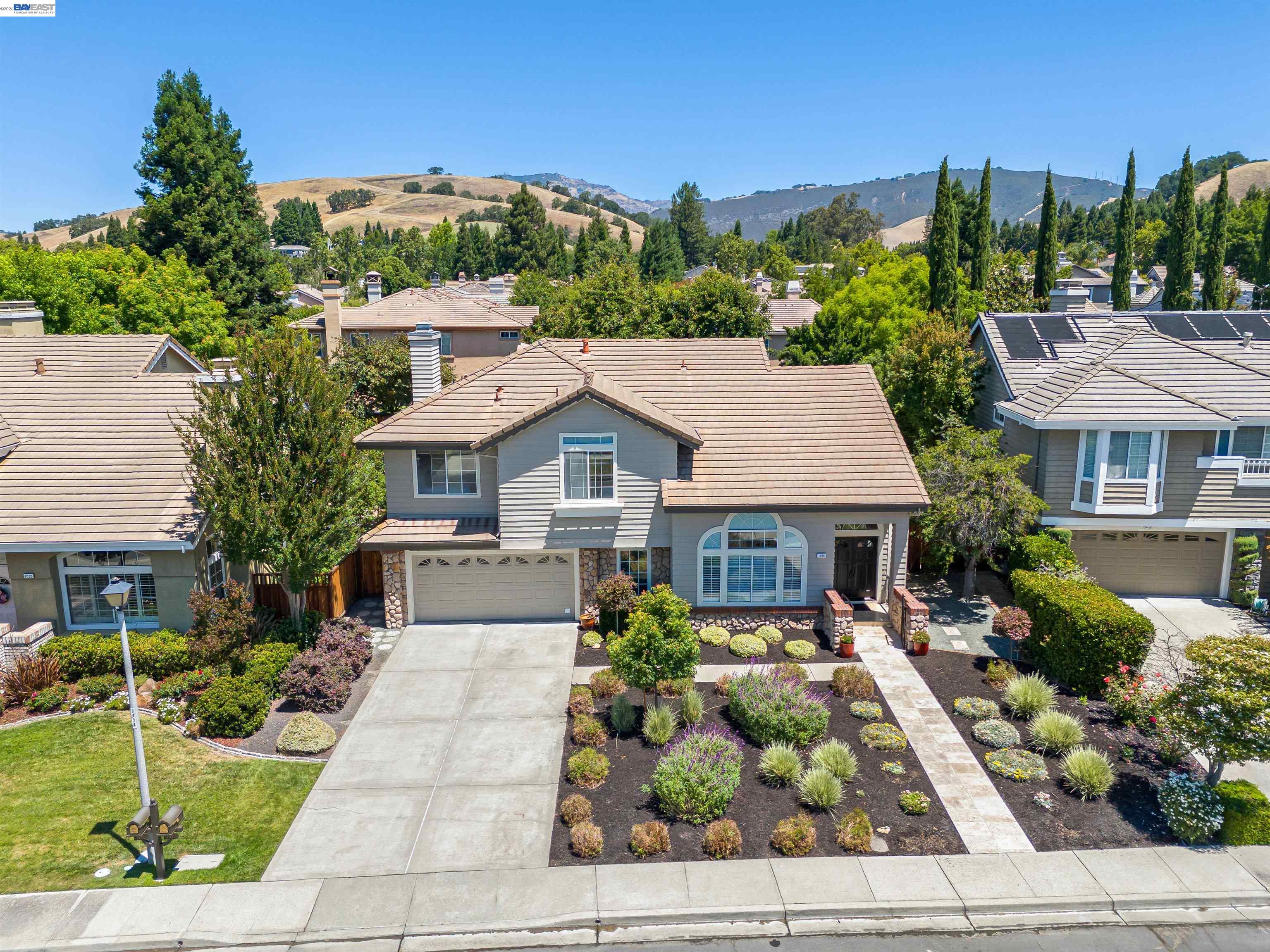 1024 Belleterre Dr