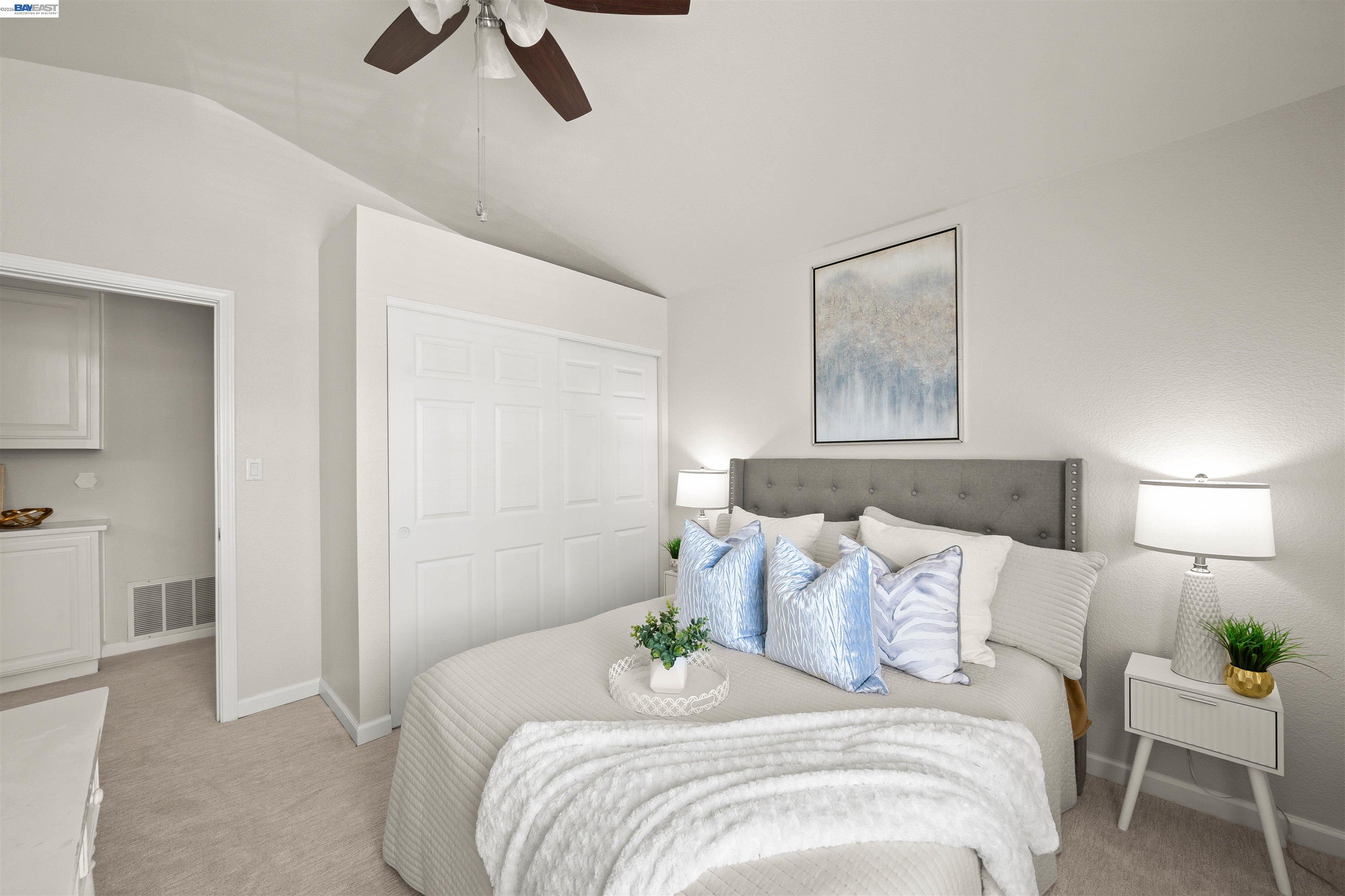 1024 Belleterre Dr