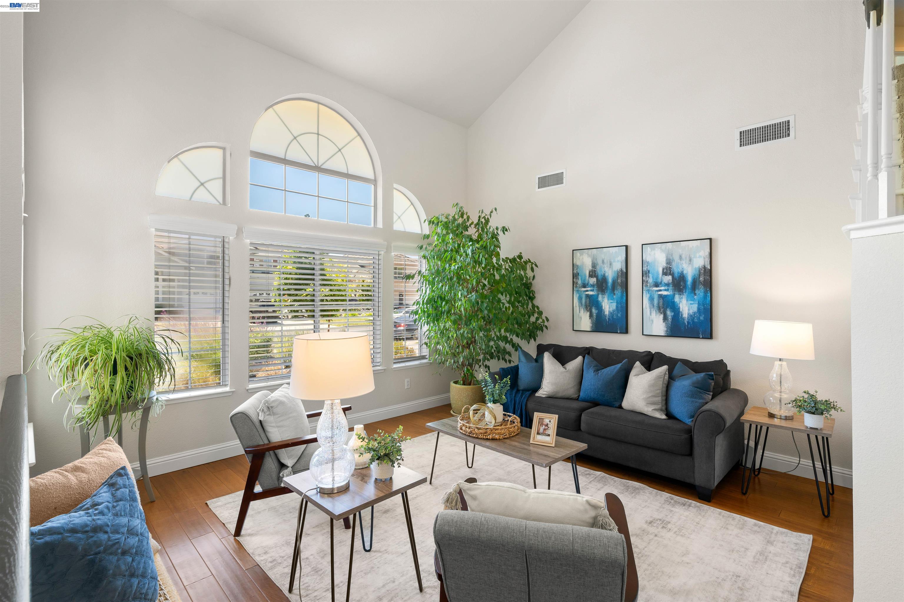 1024 Belleterre Dr