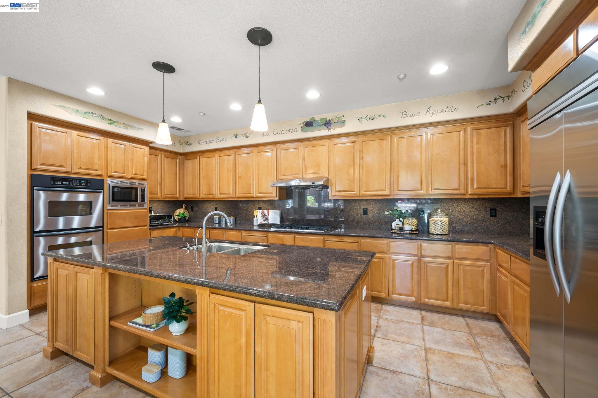 750 Trinity Hills Ln