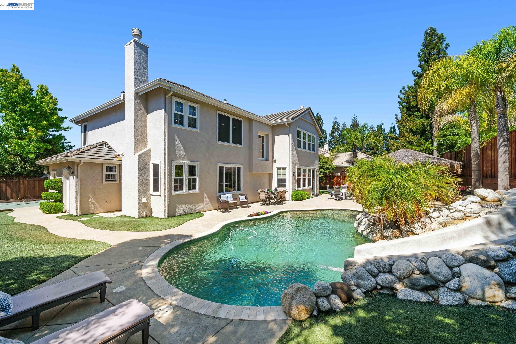 750 Trinity Hills Ln