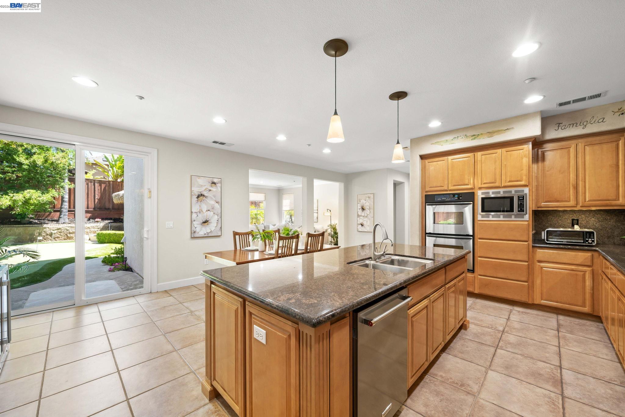 750 Trinity Hills Ln