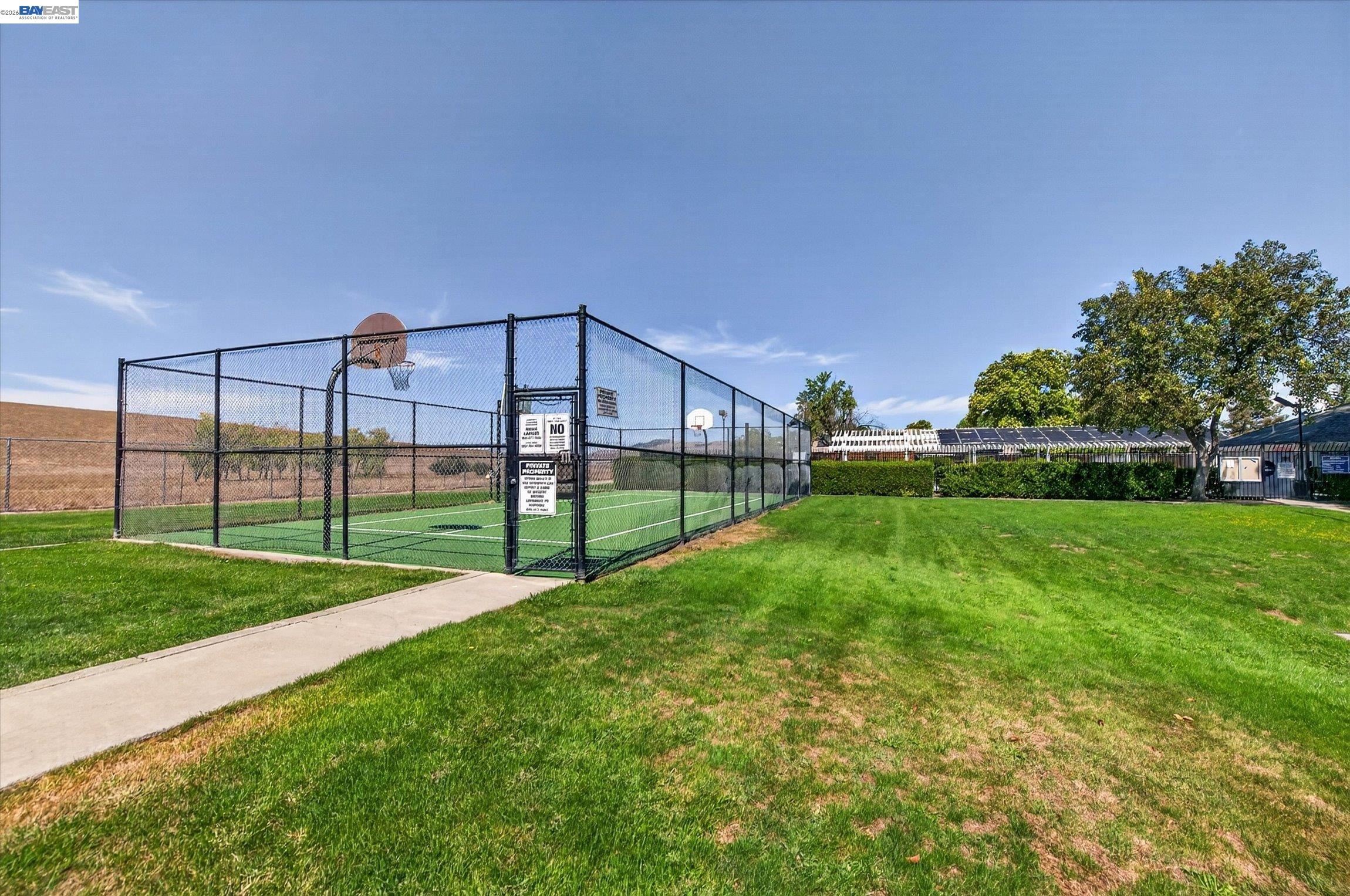 4135 Bishop Pine Way