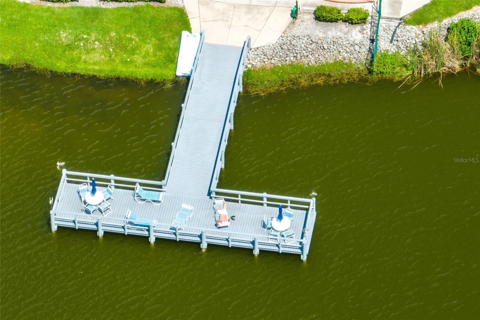 3046 LAKE BAYSHORE DR #O106