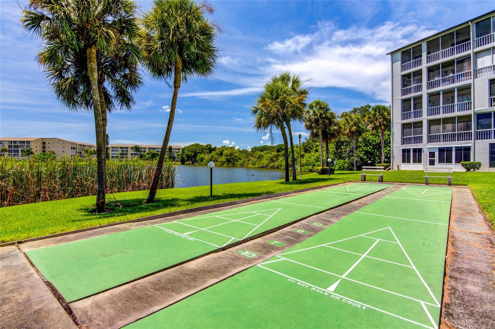 3046 LAKE BAYSHORE DR #O106