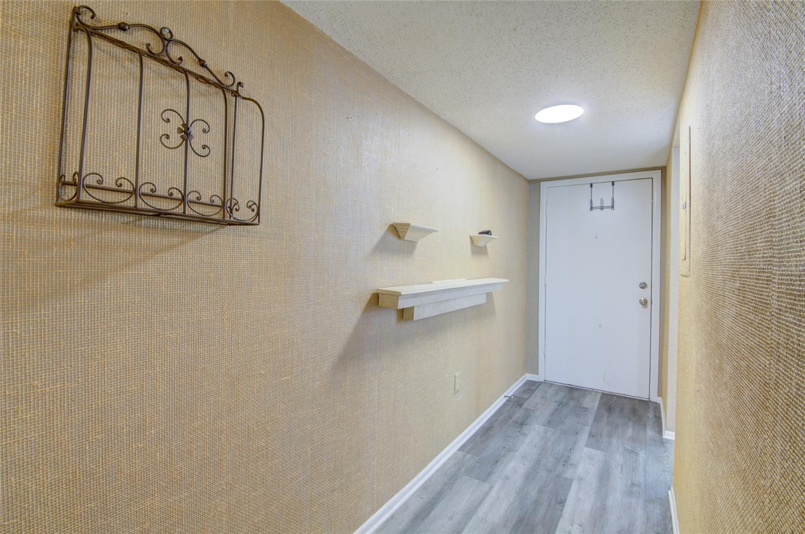 3046 LAKE BAYSHORE DR #O106