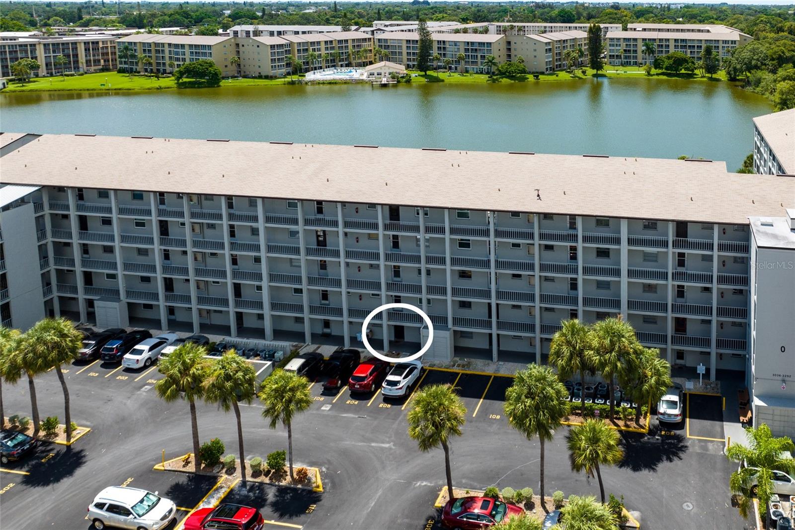 3046 LAKE BAYSHORE DR #O106