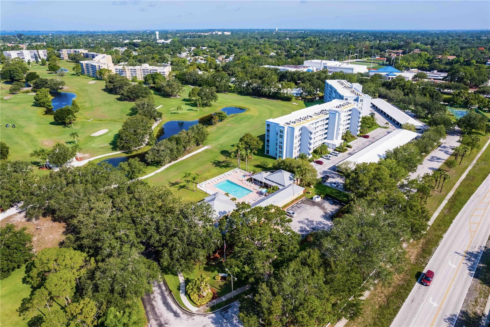 3790 PINEBROOK CIR #403