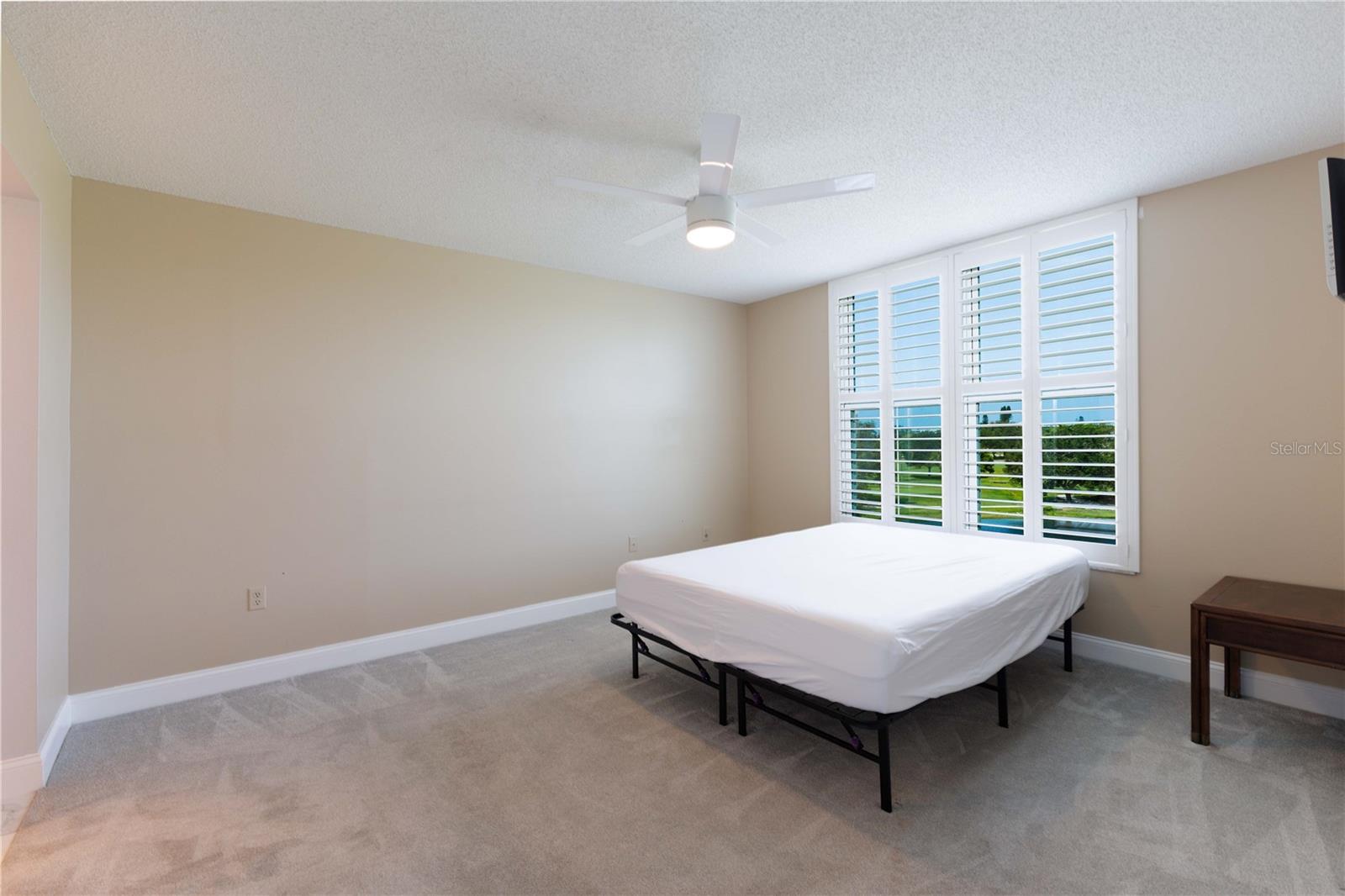 3790 PINEBROOK CIR #403