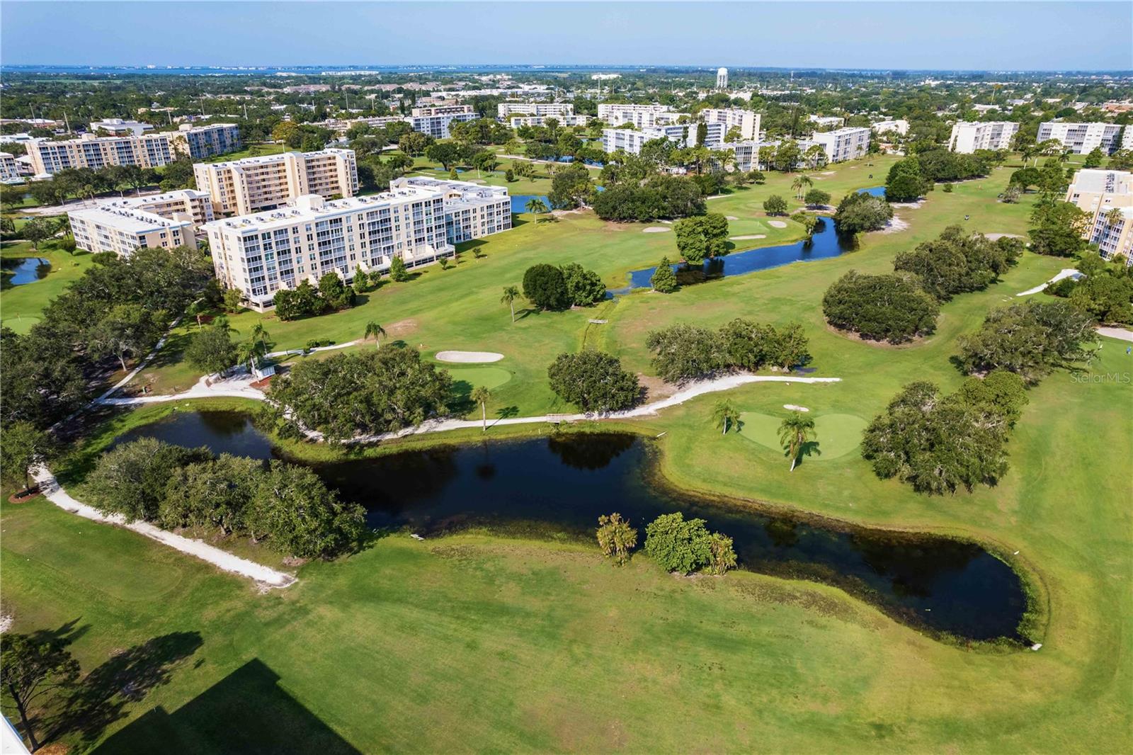 3790 PINEBROOK CIR #403