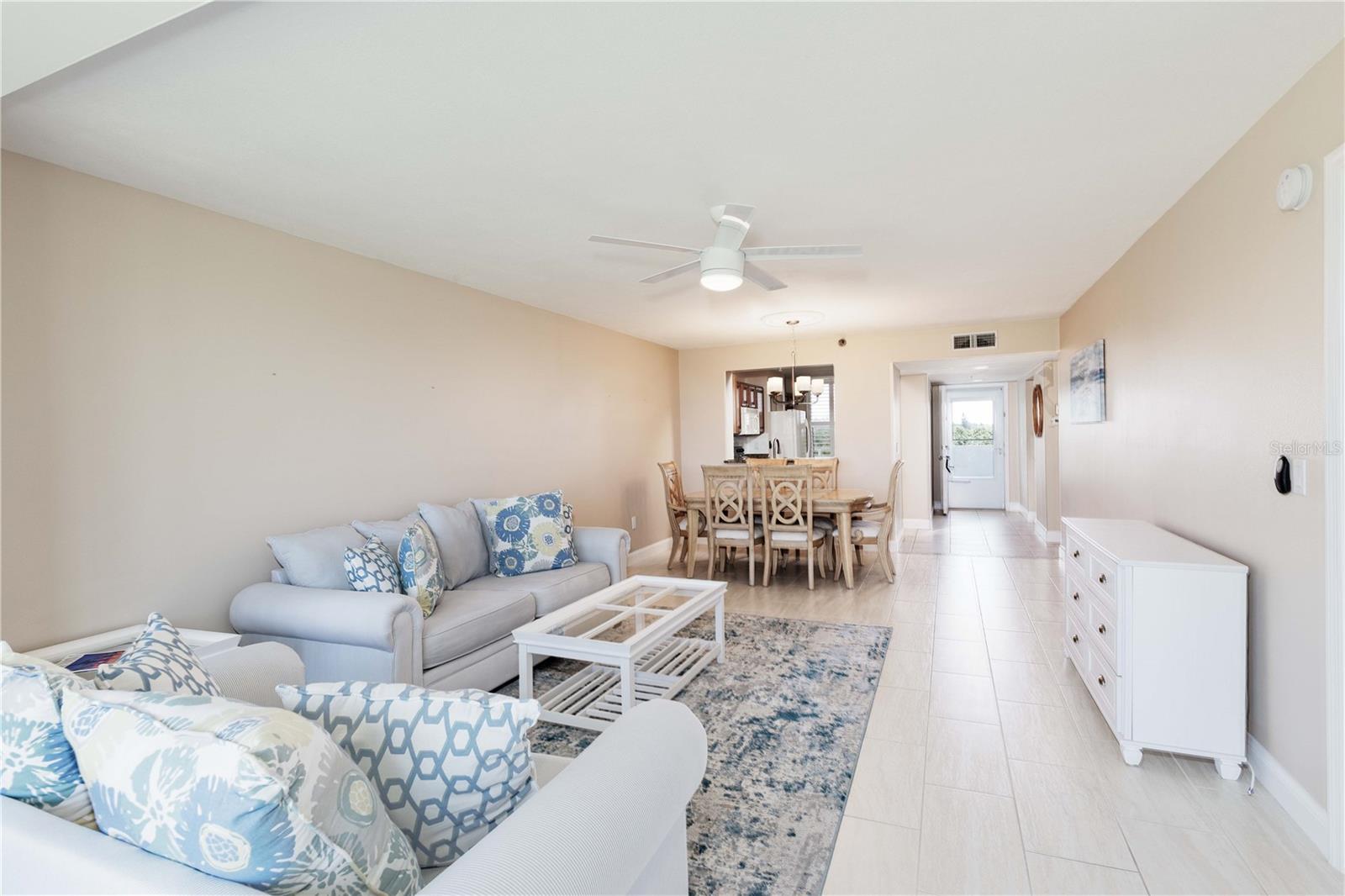 3790 PINEBROOK CIR #403