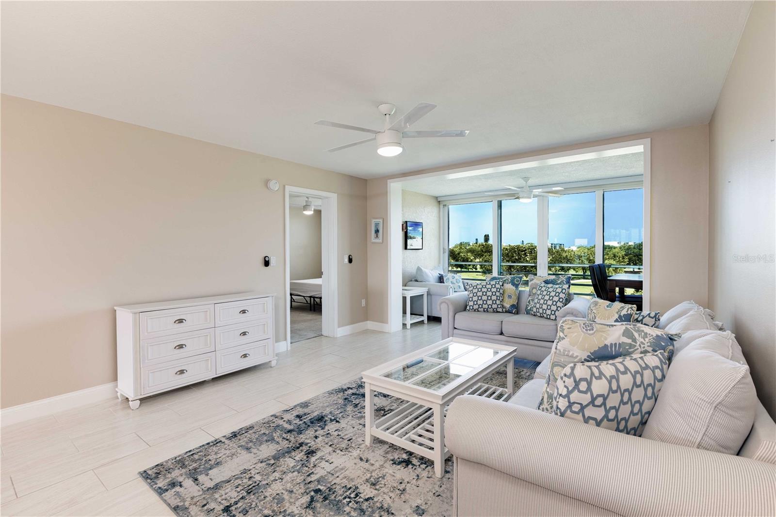 3790 PINEBROOK CIR #403