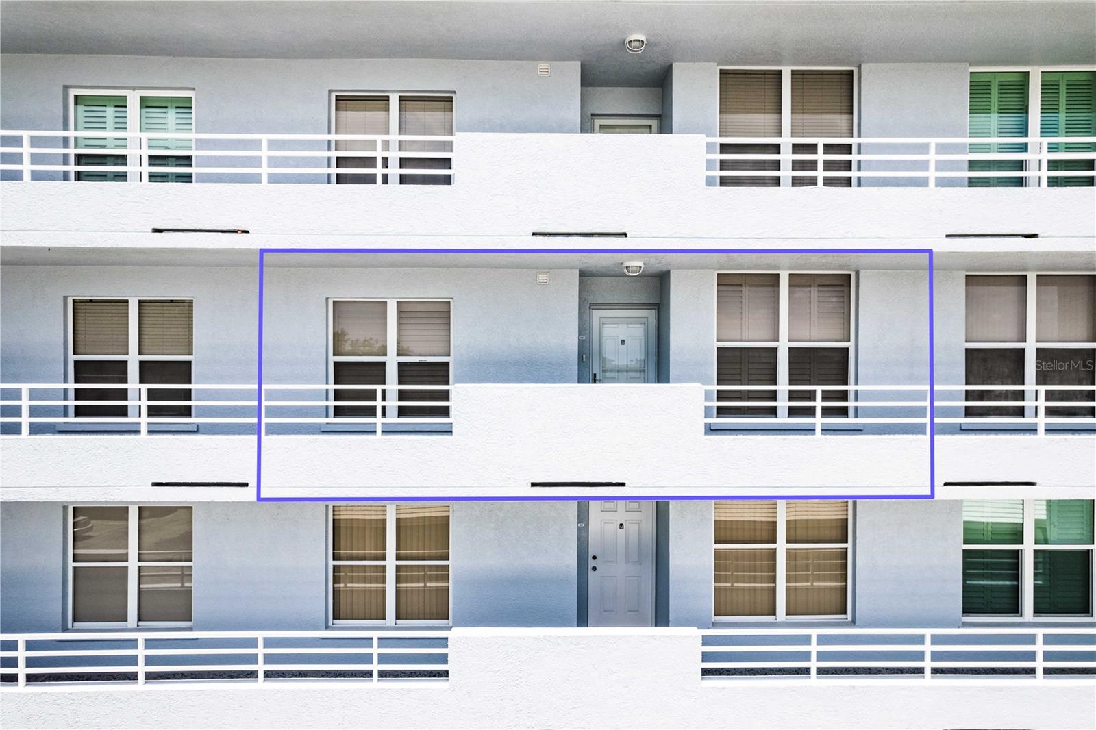 3790 PINEBROOK CIR #403