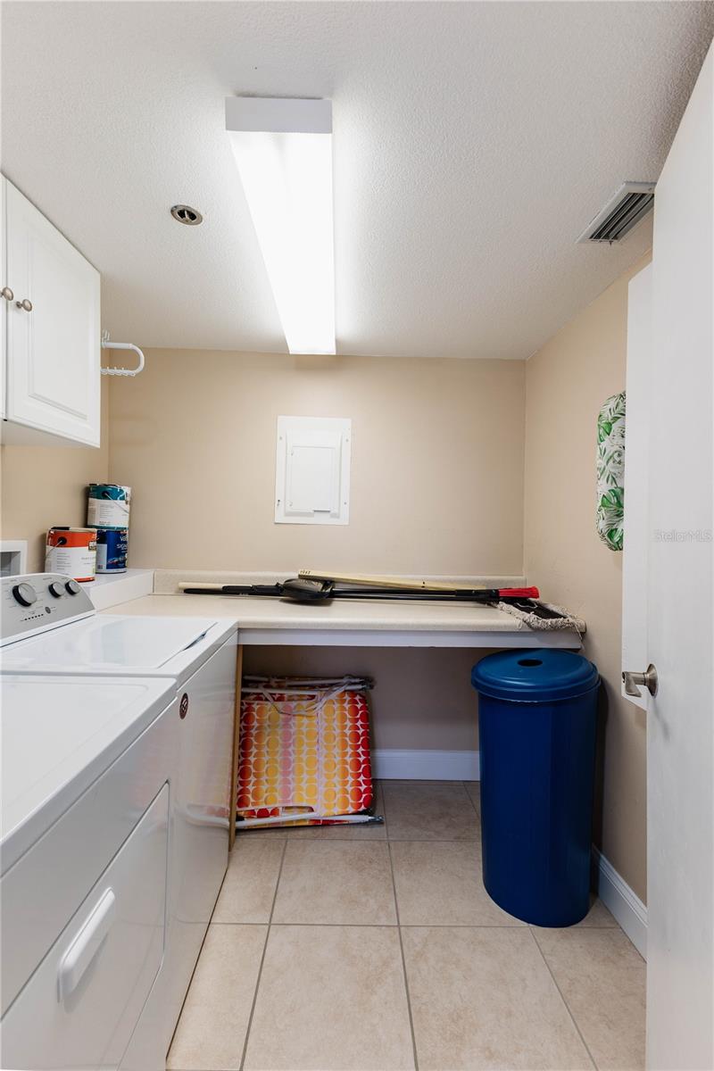 3790 PINEBROOK CIR #403