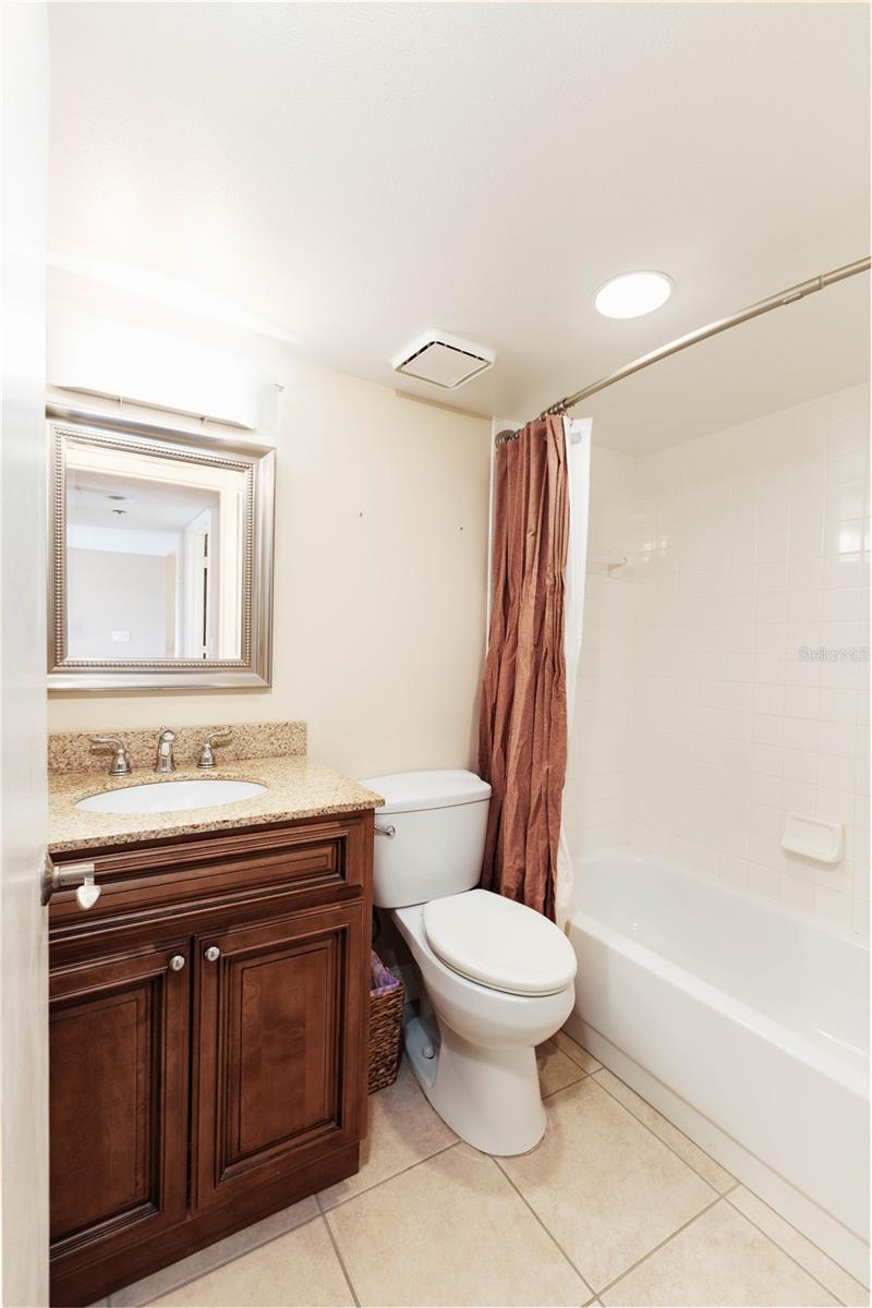 3790 PINEBROOK CIR #403