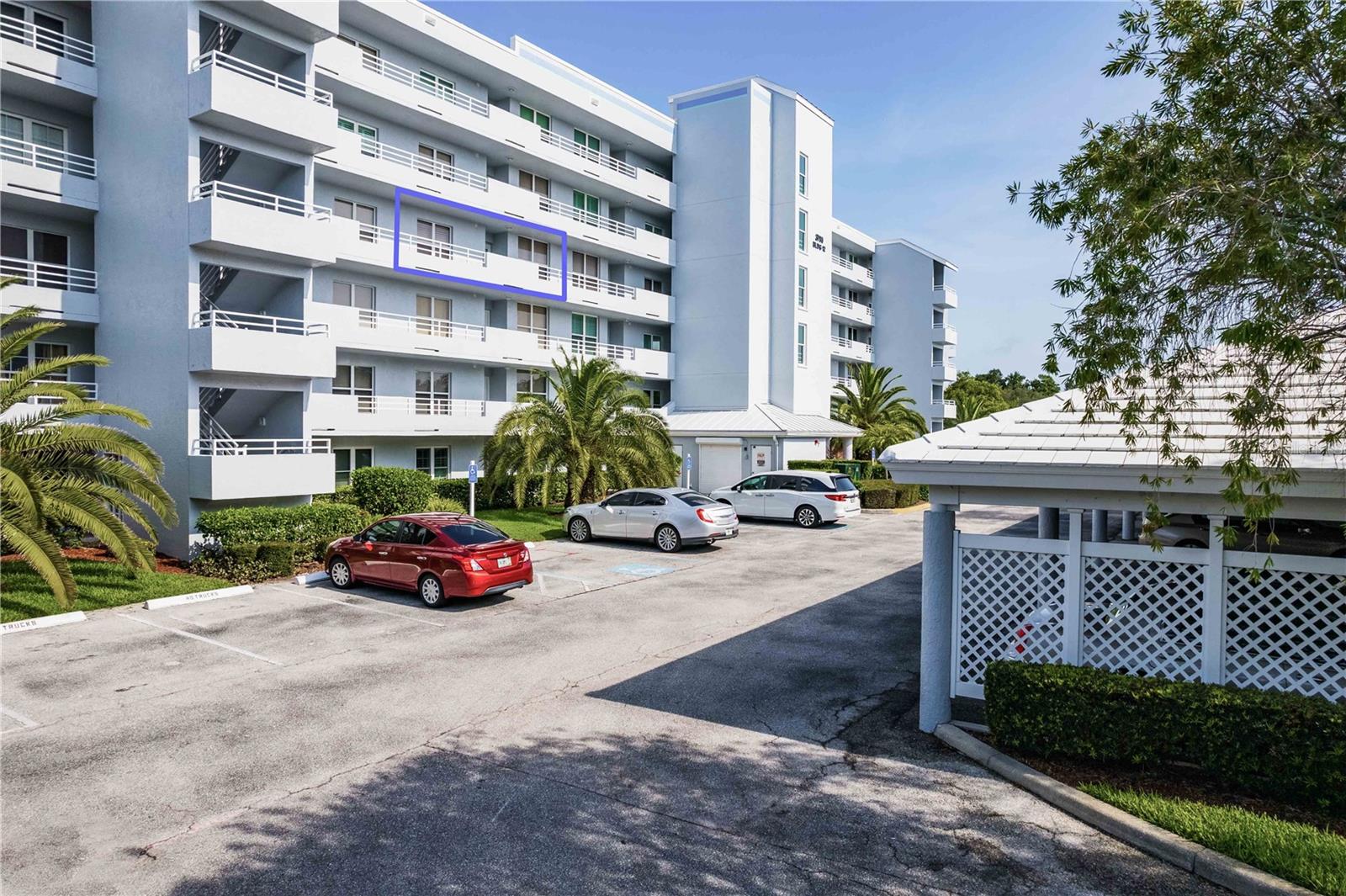 3790 PINEBROOK CIR #403