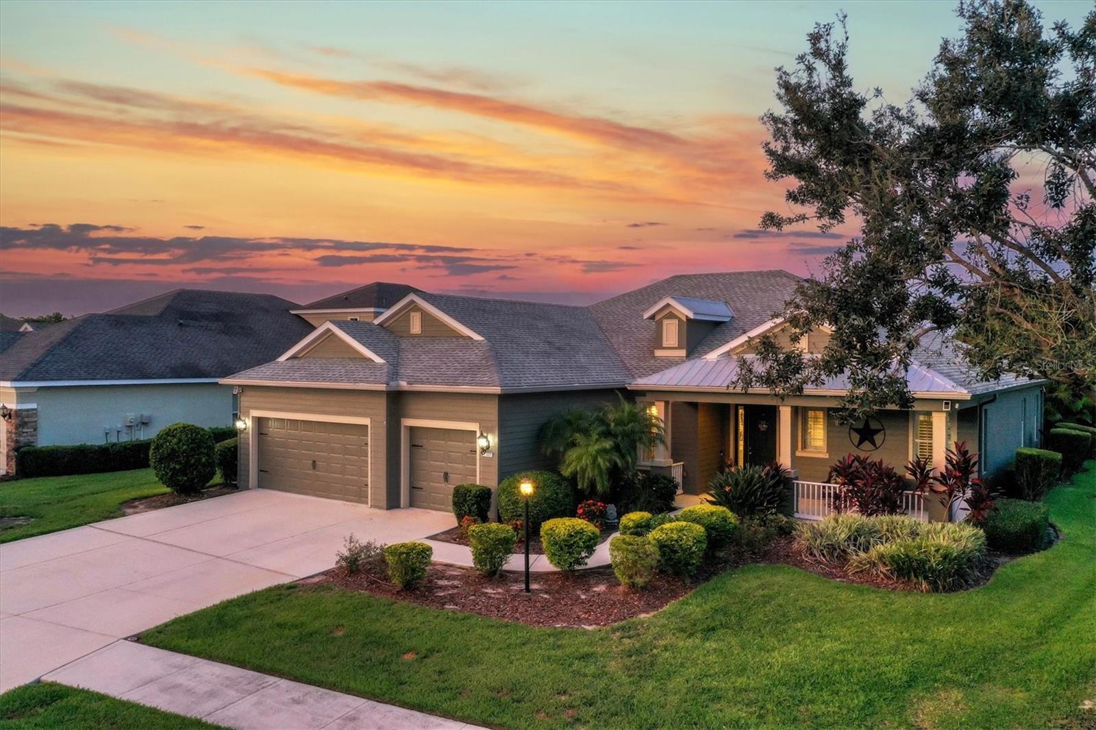 1425 HICKORY VIEW CIR