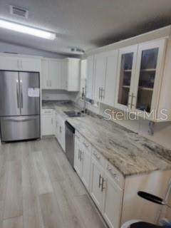 302 50TH AVENUE PLZ E