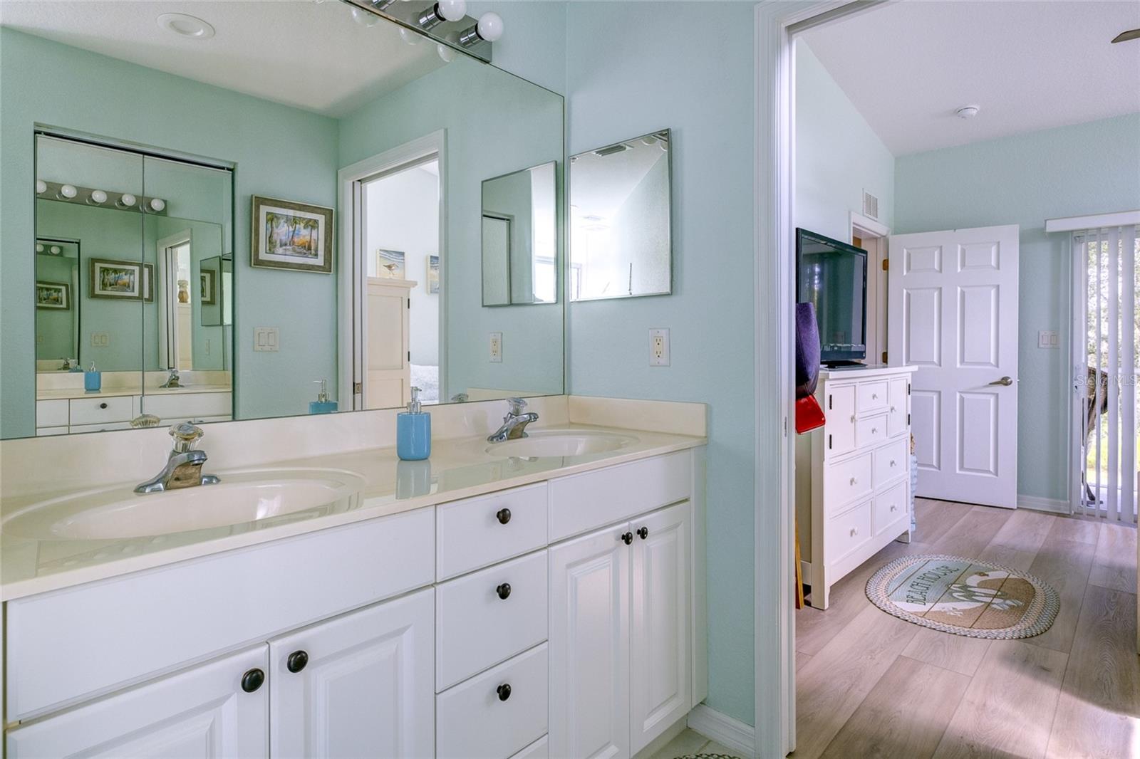 7018 STRAND CIR #30-202