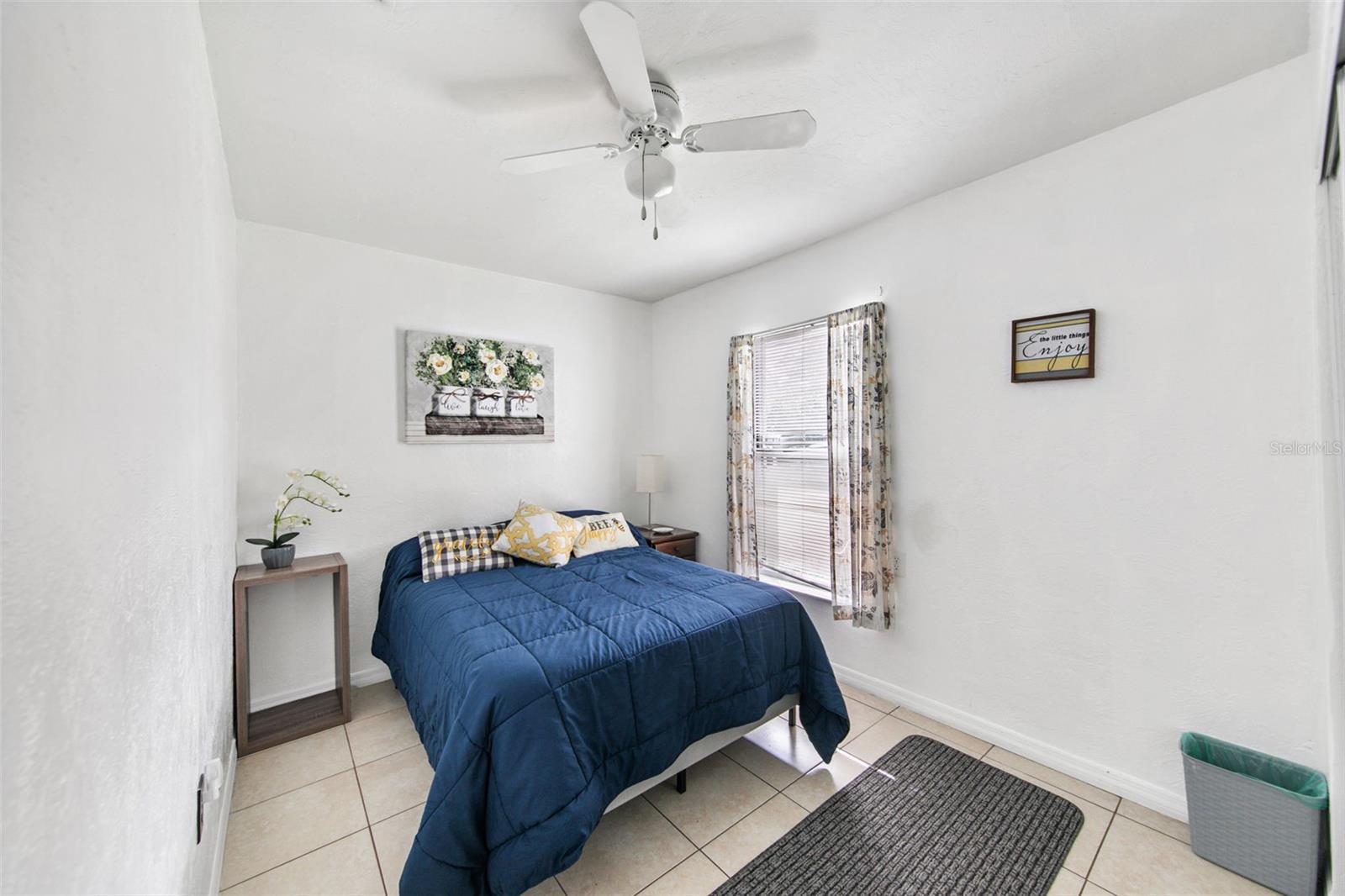 999 28TH AVENUE DR E