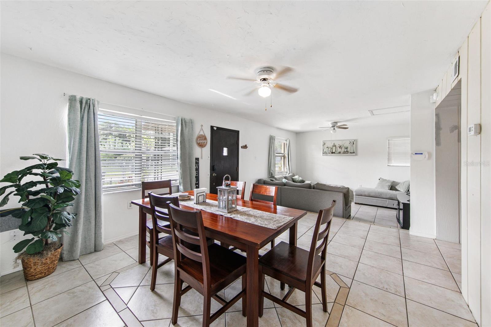 999 28TH AVENUE DR E