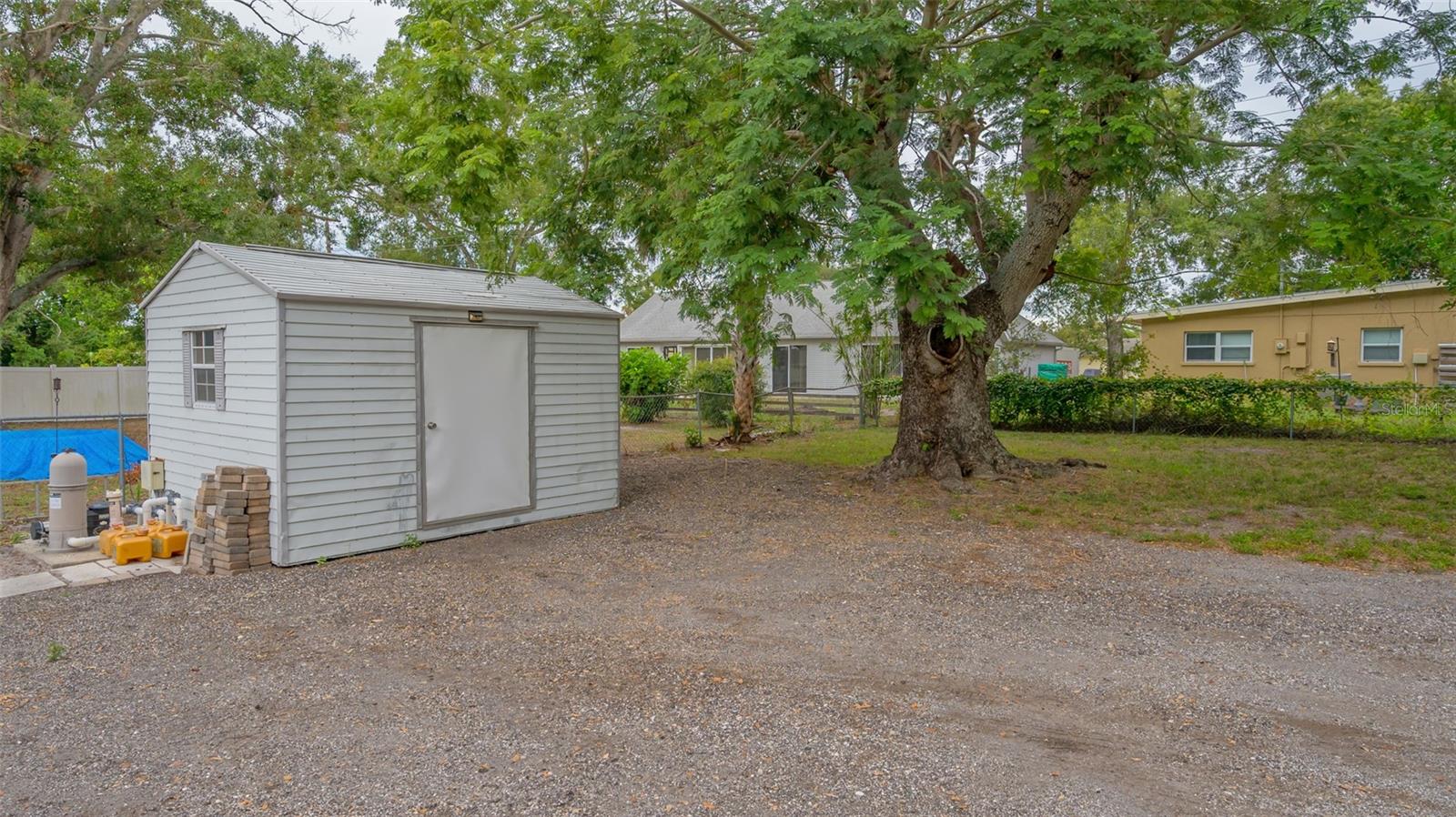 803 68TH AVENUE DR W