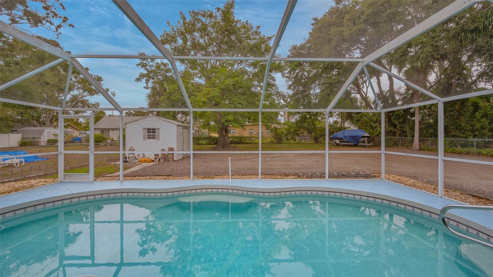 803 68TH AVENUE DR W