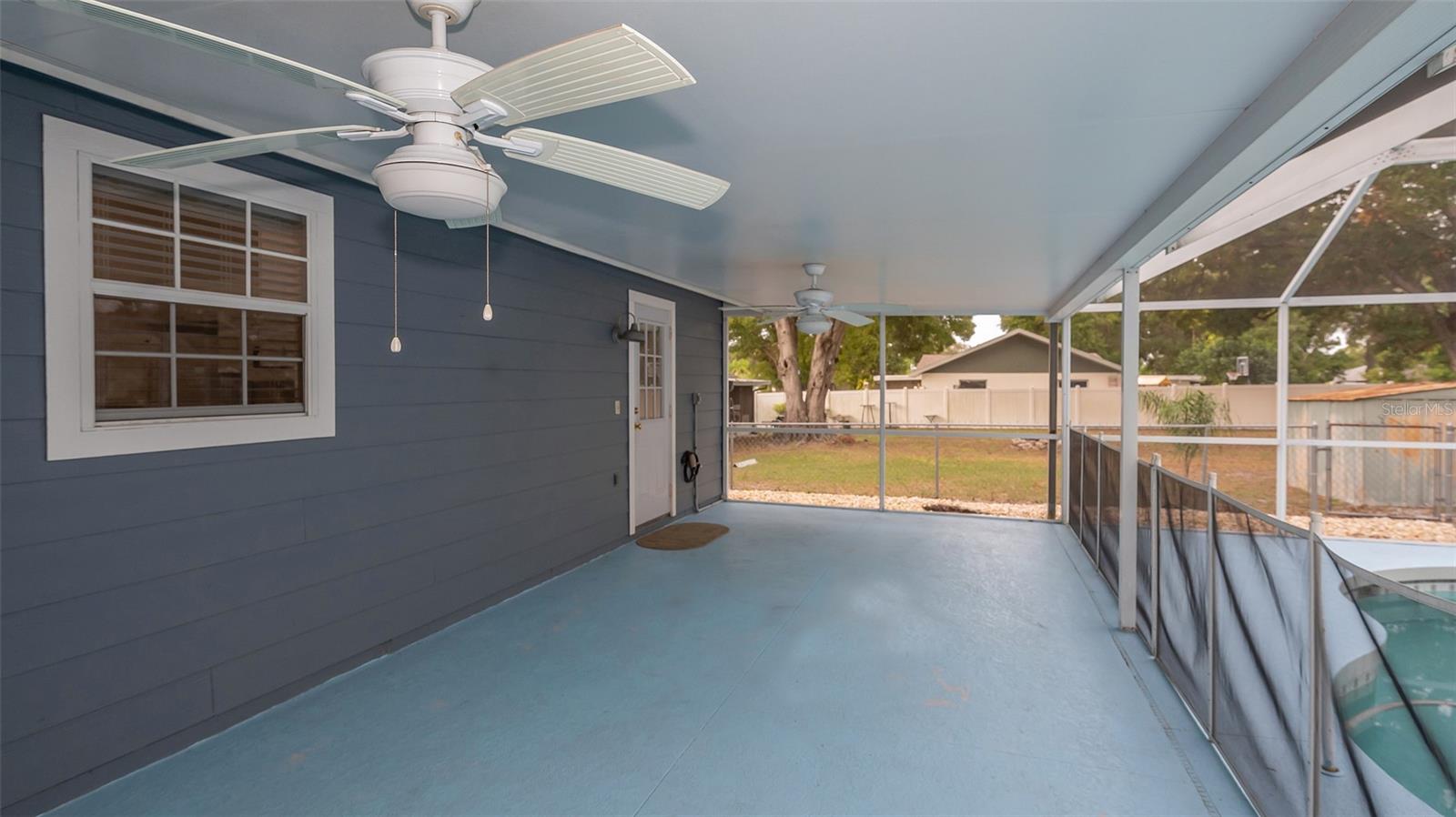 803 68TH AVENUE DR W