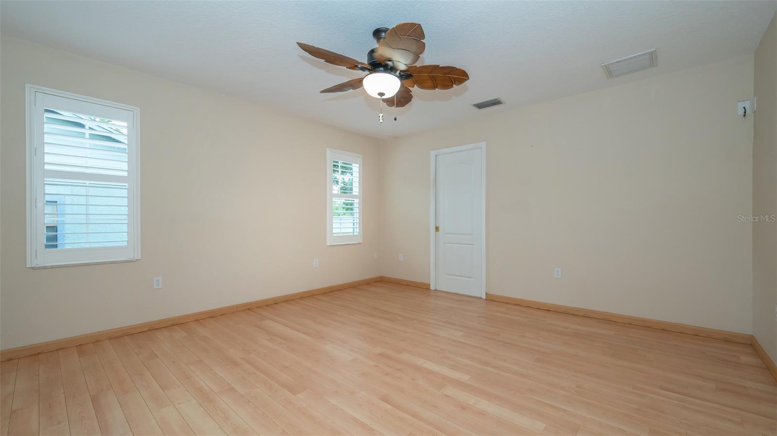 803 68TH AVENUE DR W