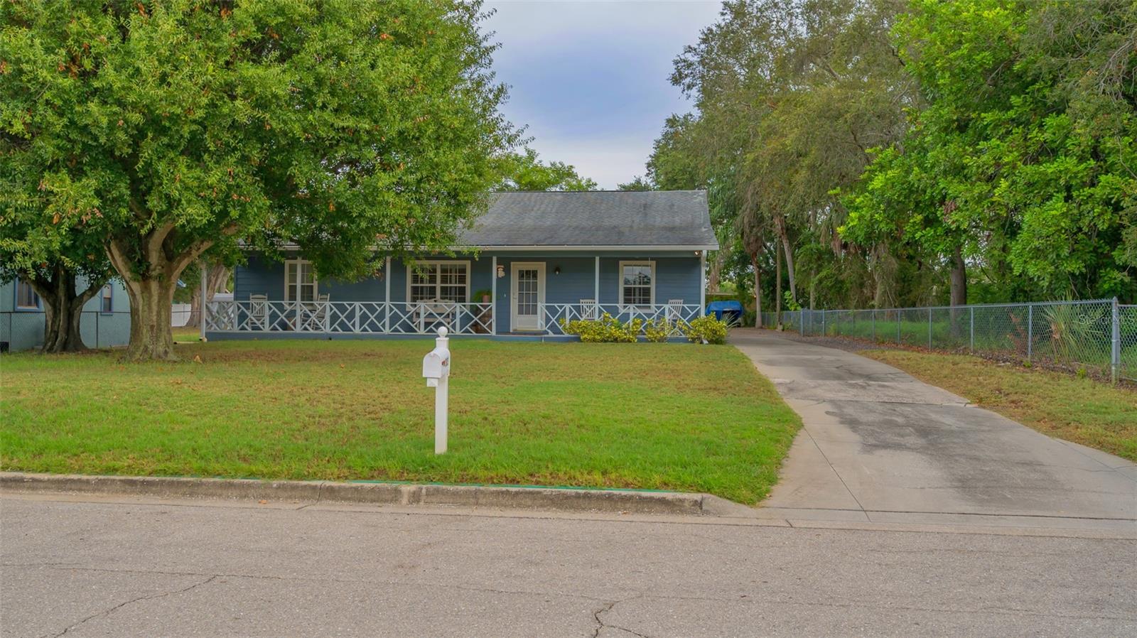 803 68TH AVENUE DR W