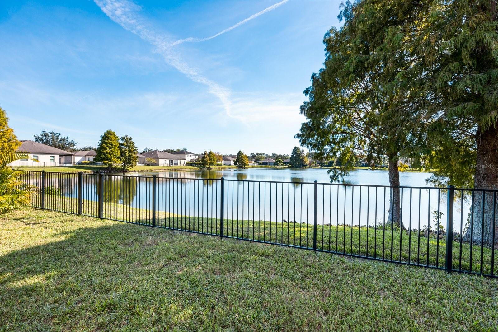 2252 50TH STREET CIR E