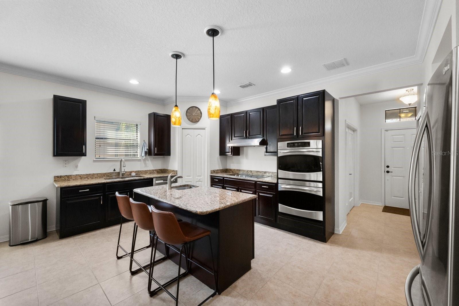 2252 50TH STREET CIR E