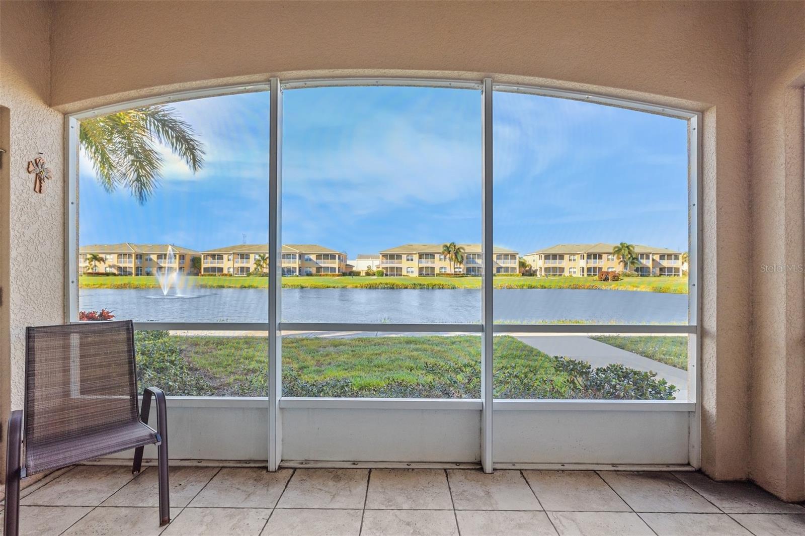 6586 7TH AVENUE CIR W