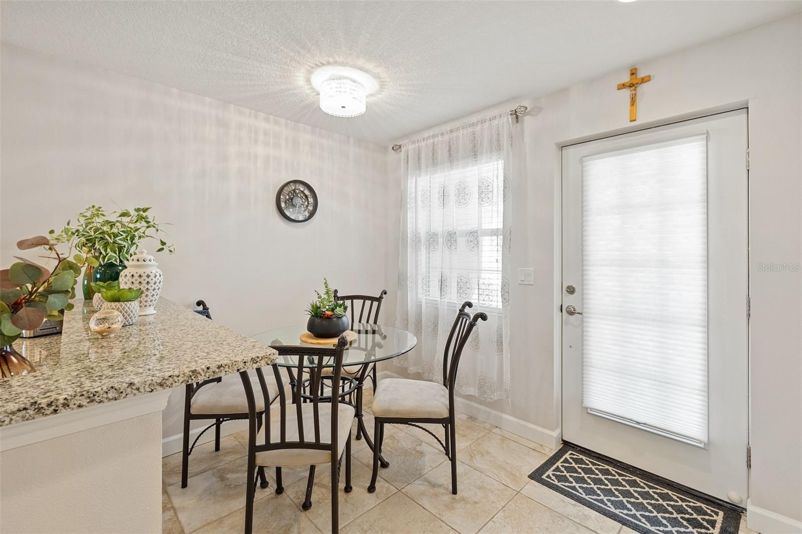 6586 7TH AVENUE CIR W