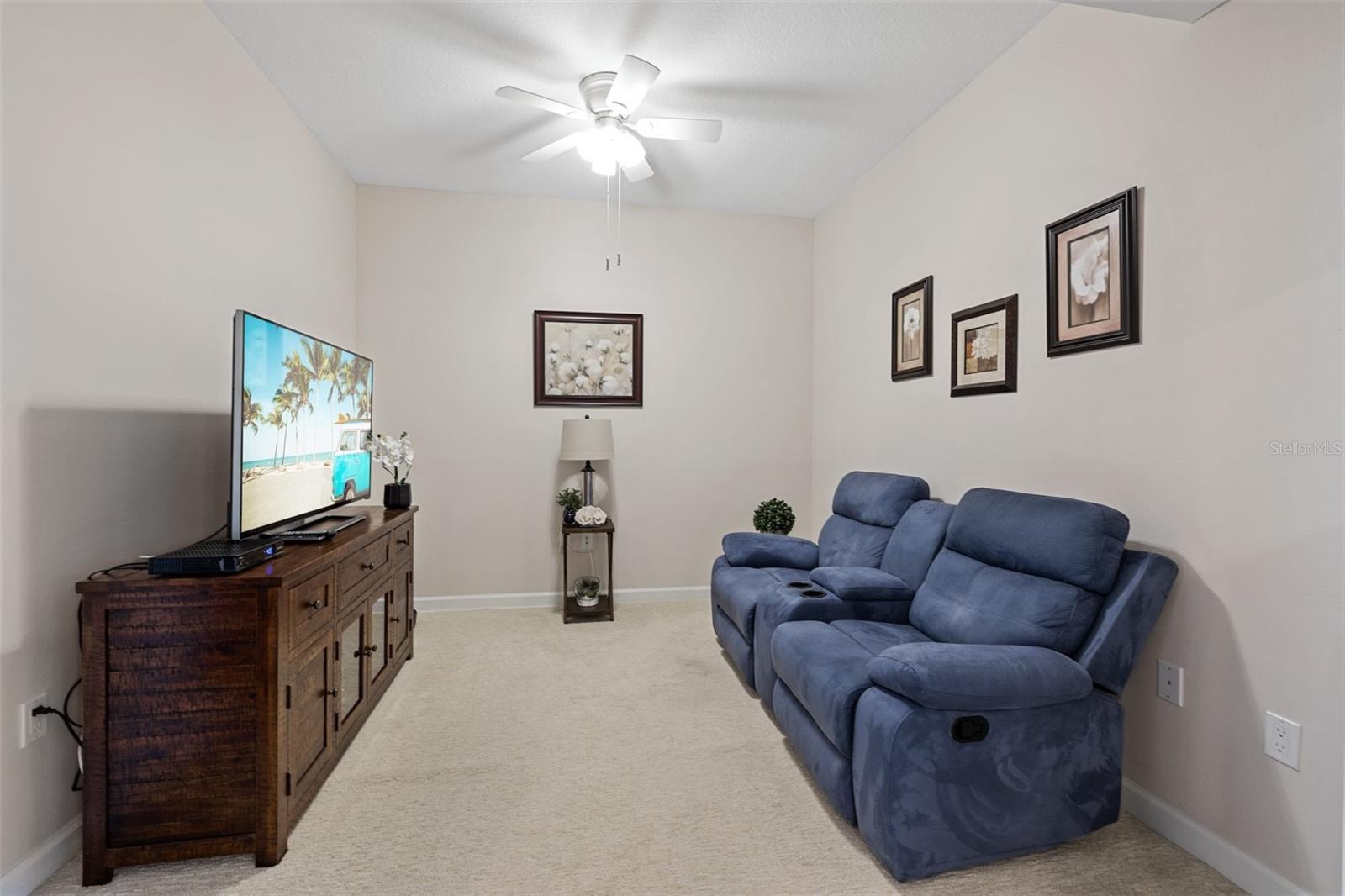 6586 7TH AVENUE CIR W