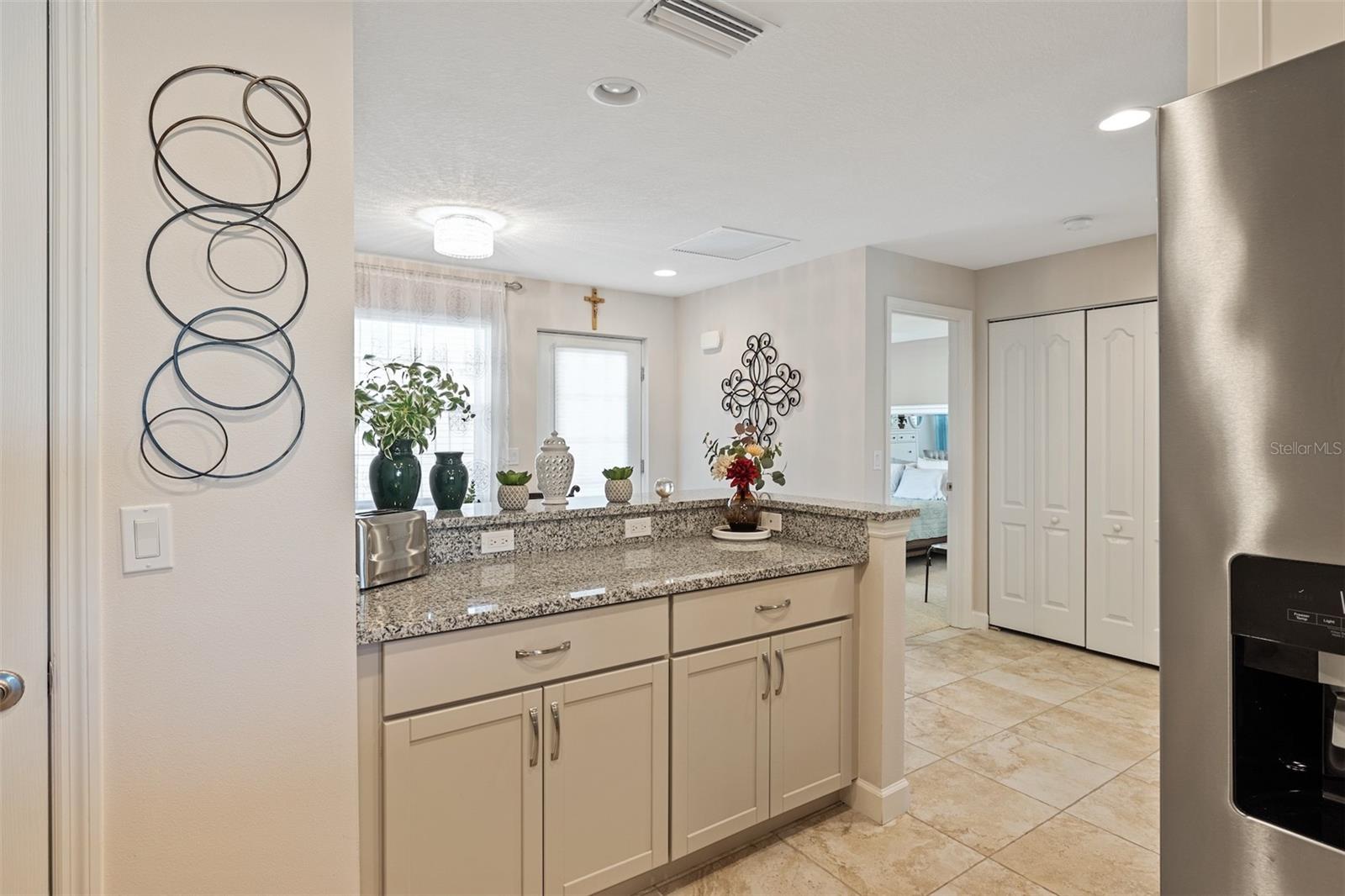 6586 7TH AVENUE CIR W