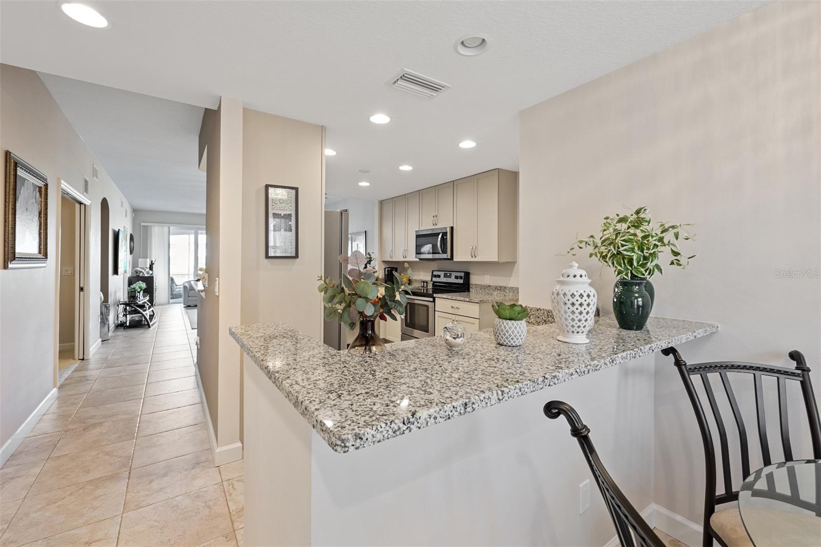 6586 7TH AVENUE CIR W