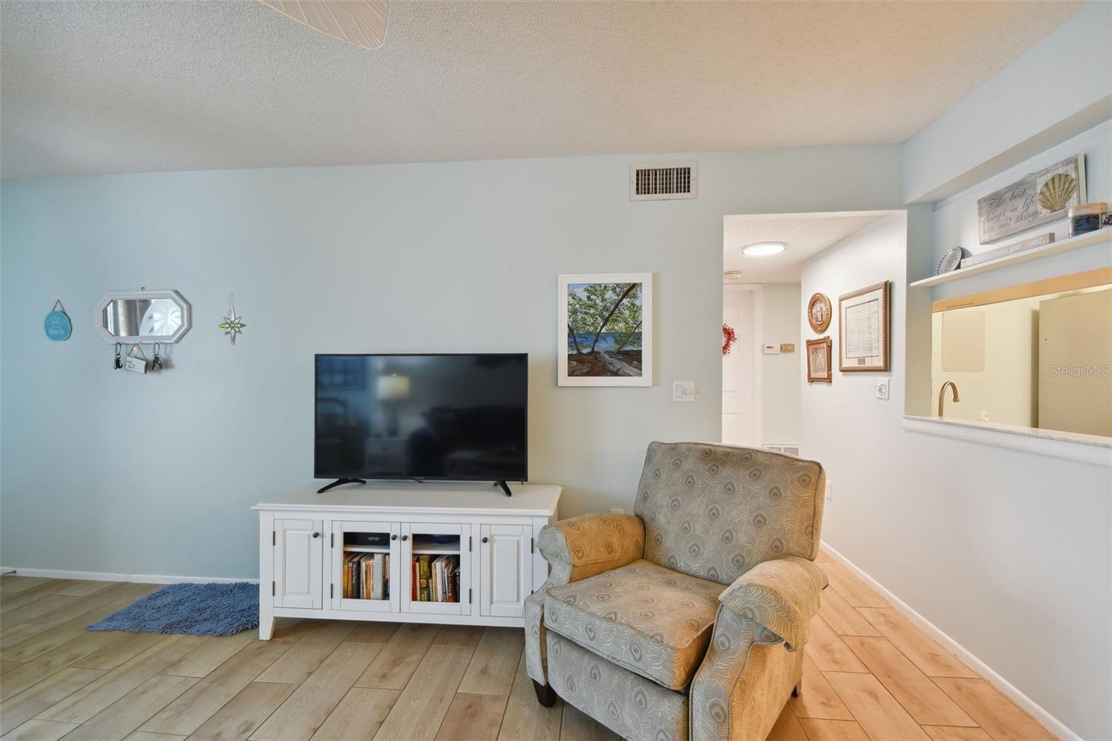 7208 27TH AVENUE DR W #2042